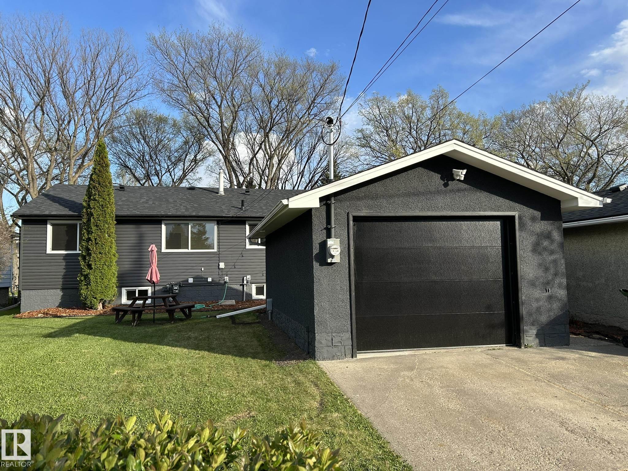 Photo 45 at 8516 64 Avenue NW, Argyll, Edmonton