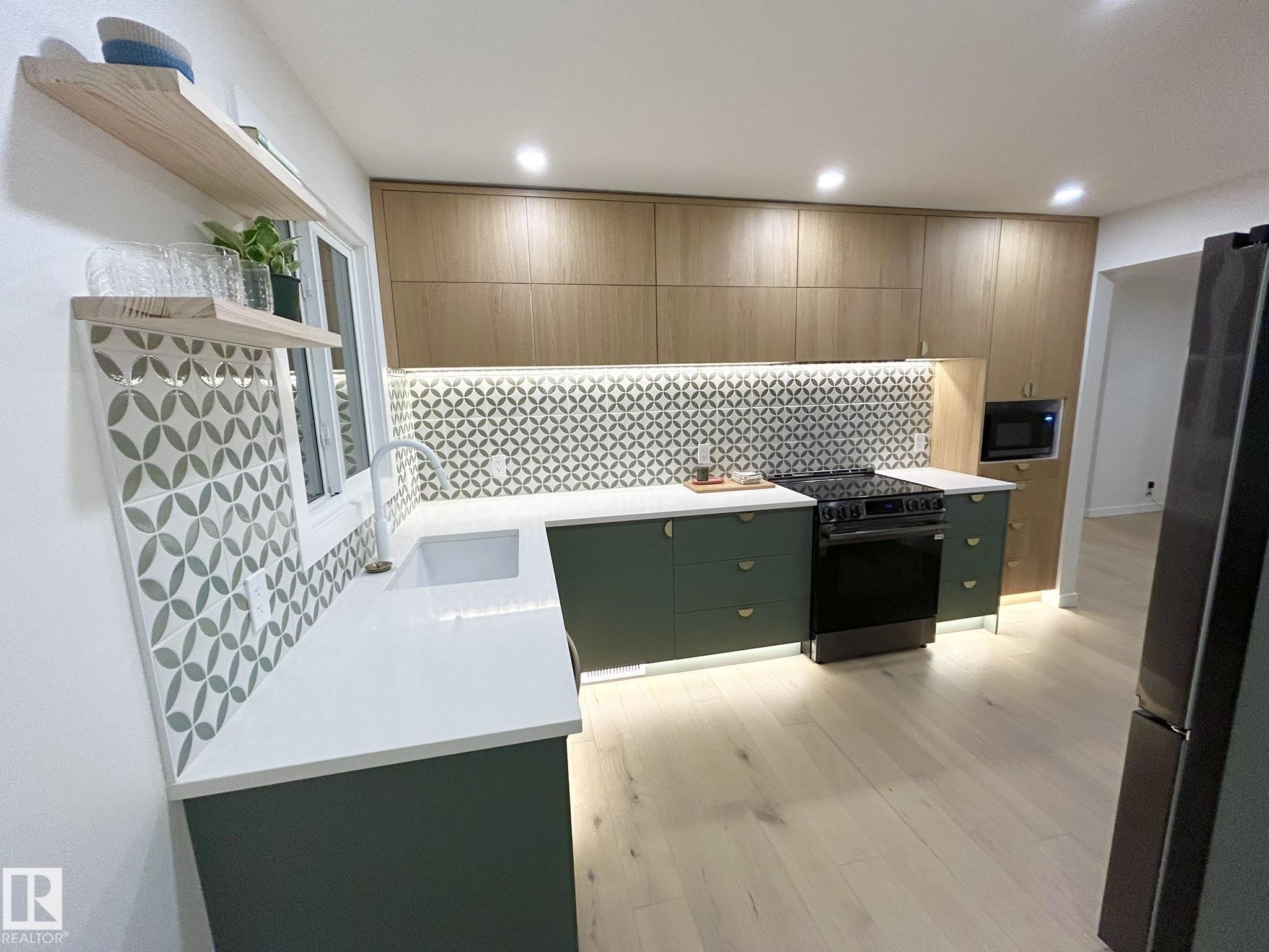 Photo 51 at 8516 64 Avenue NW, Argyll, Edmonton