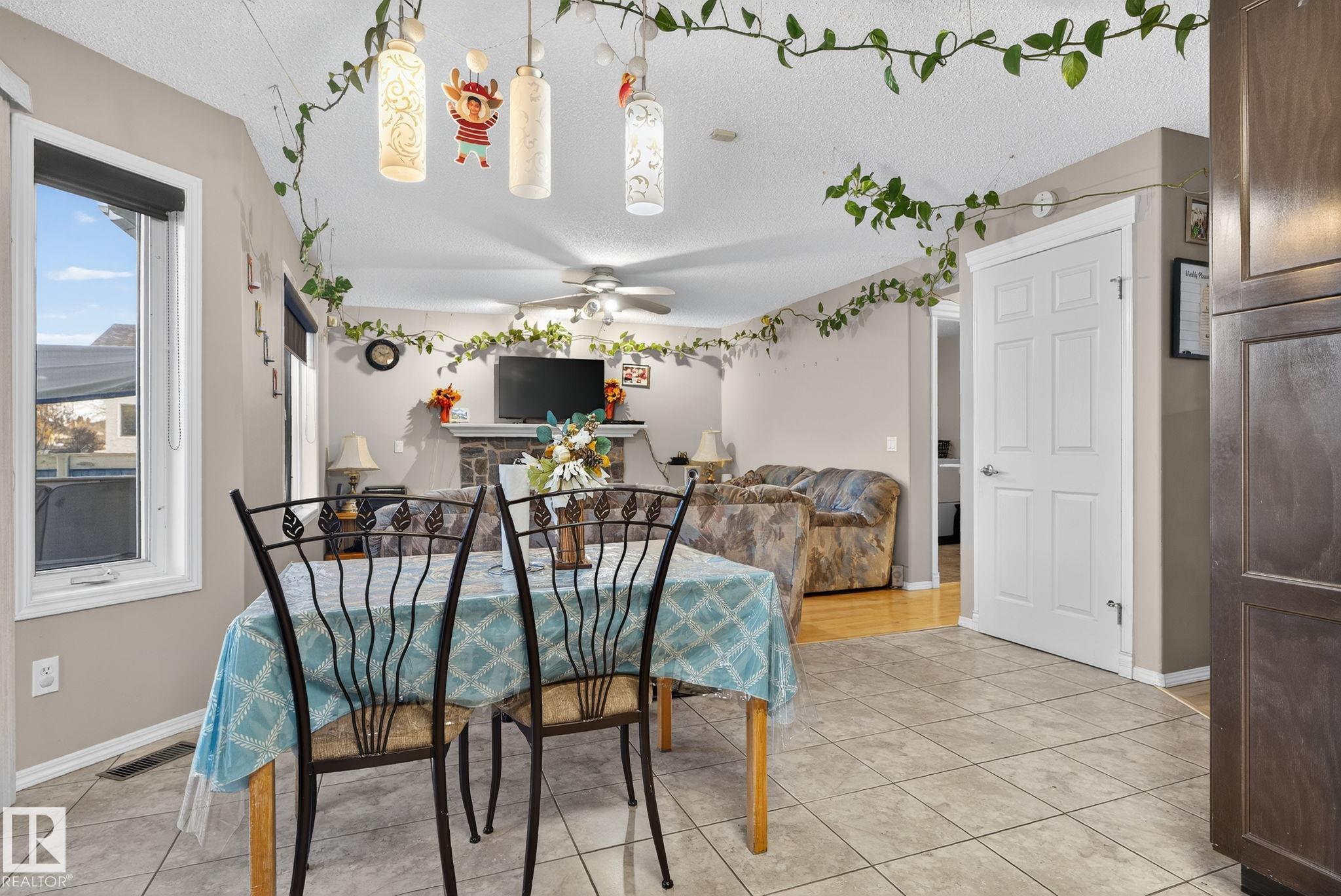 https://zimg.paragon.ice.com/ParagonImages/Property/PM/RAE/225401678/19/0/0/c3f5b3b719a6d87f74c1d90bf008b087/1/0dcb87f7792dce02a3dd6d53c58435eb/225401678-06e2a870-3fd2-40c5-939d-dfe88dee8086.JPG