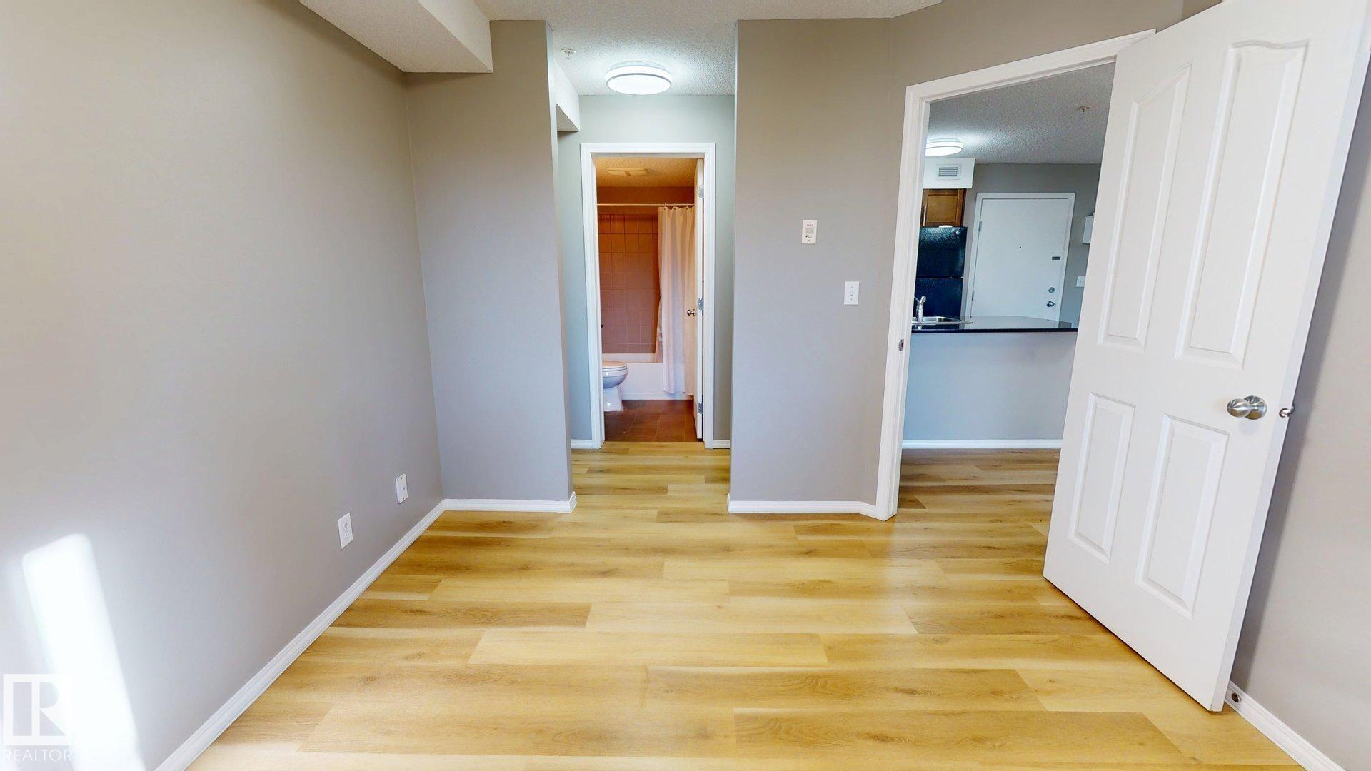 Photo 10 at 116 - 11808 22 Avenue SW, Heritage Valley Area, Edmonton