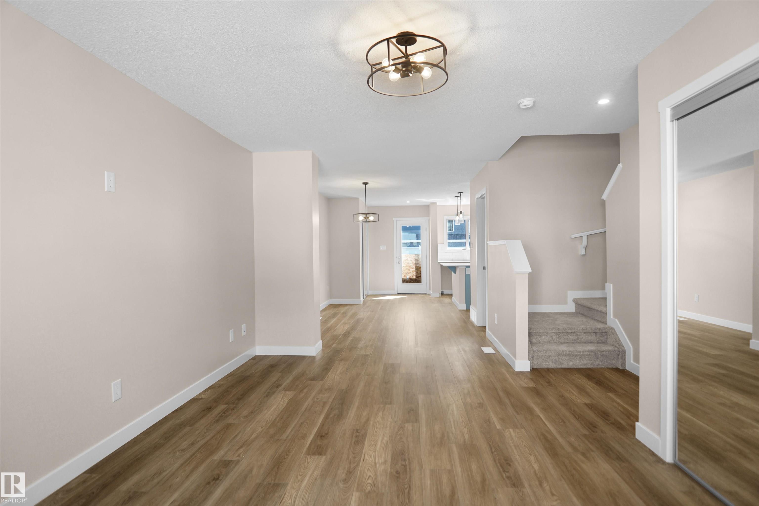 Picture for 19453 22 AV NW