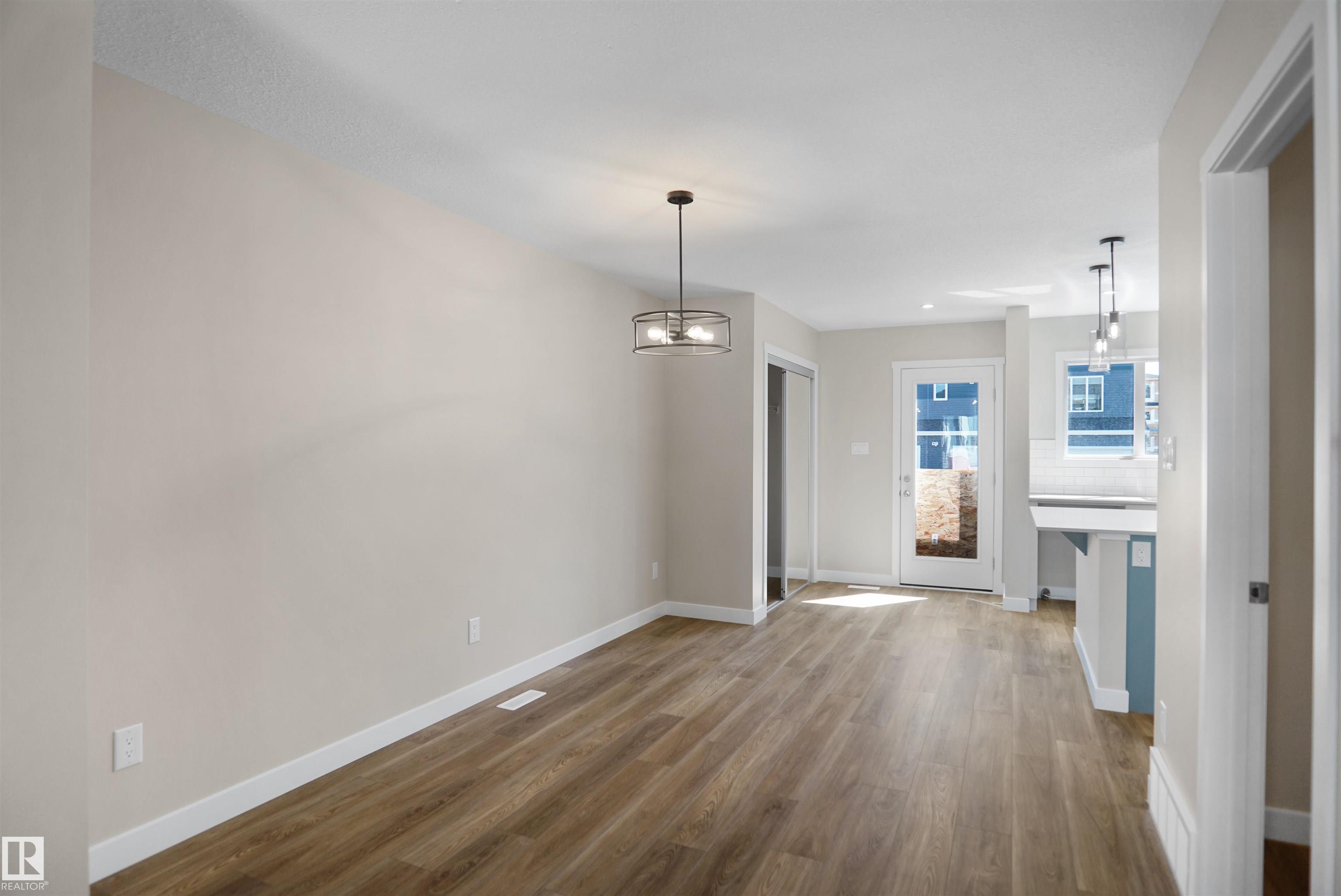 https://zimg.paragon.ice.com/ParagonImages/Property/PM/RAE/225401697/7/0/0/0a28363af1ff393a713dcb570d359b2e/1/f48970b1473dd90592f2fd5206ec765d/225401697-F0EB946C-665E-45ED-B728-9FB0B8183A00.JPG