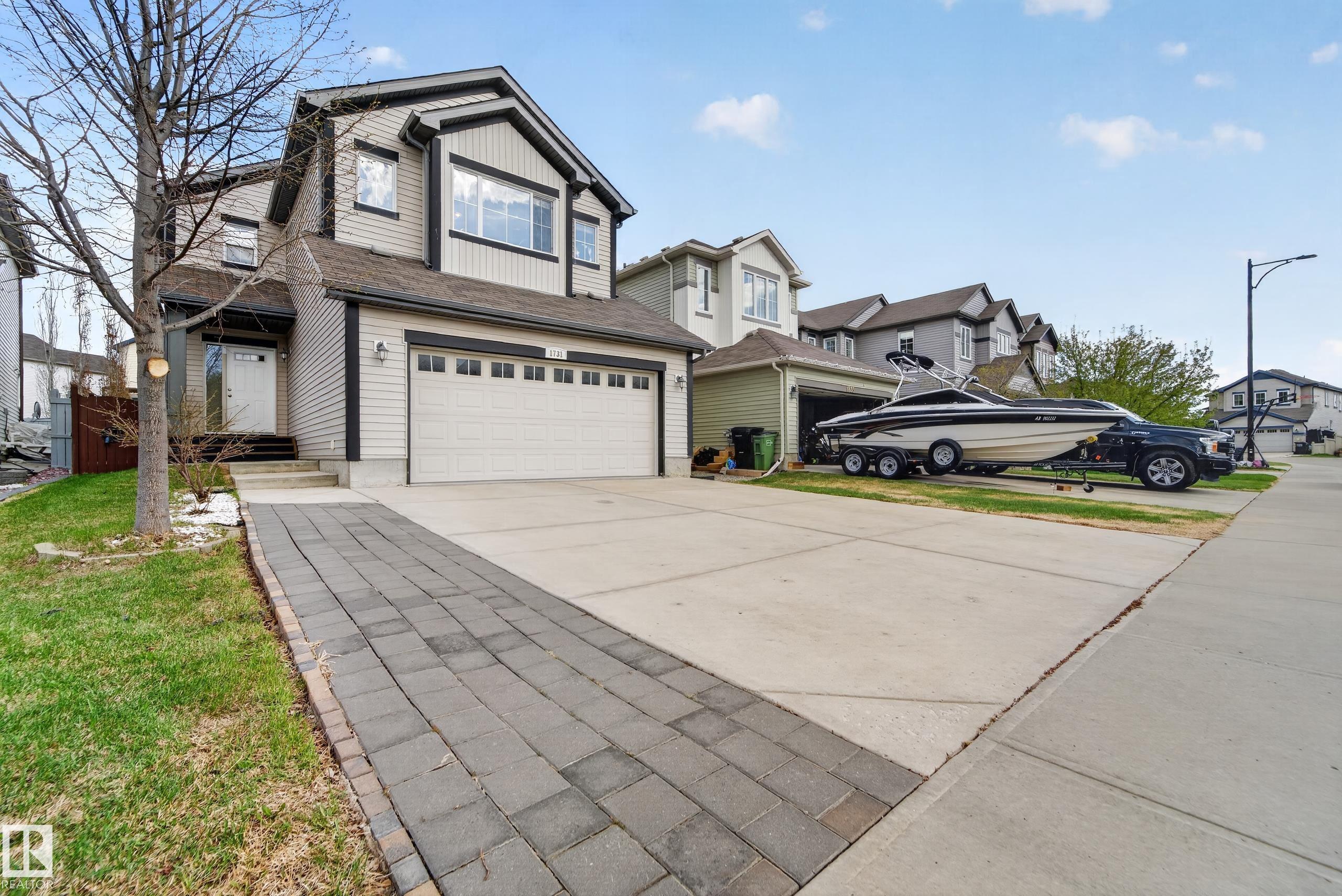 1731 55 Street SW, Walker, Edmonton