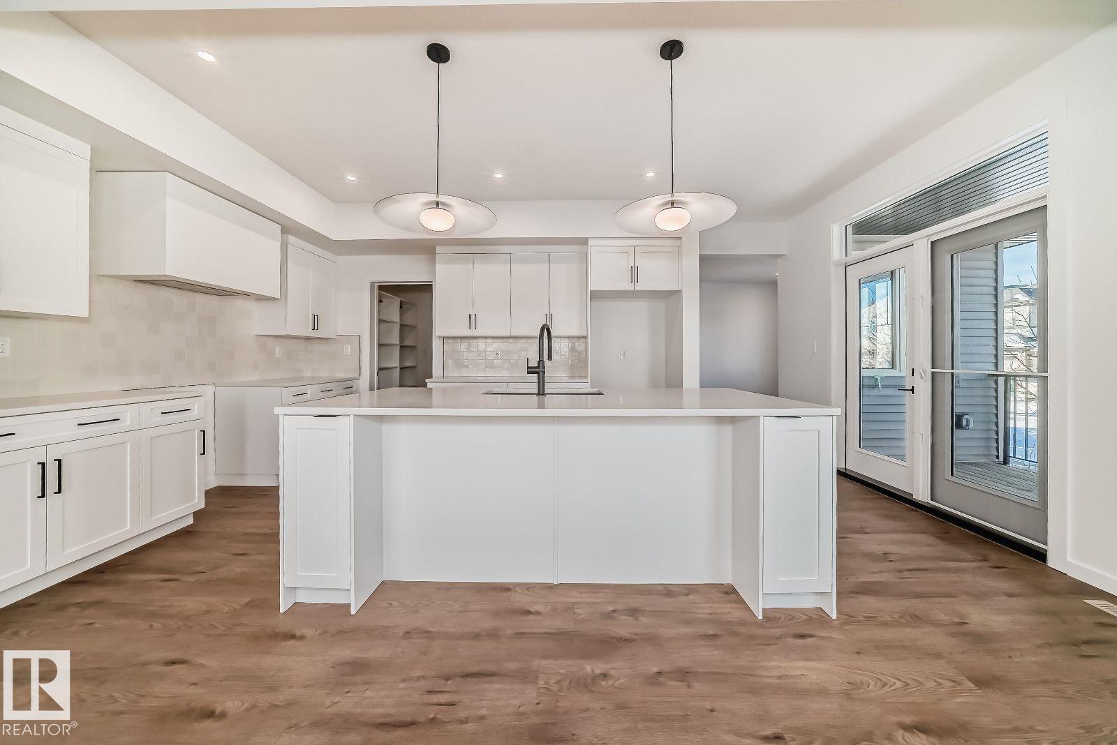 1365 Ainslie Wynd SW, Ambleside, Edmonton