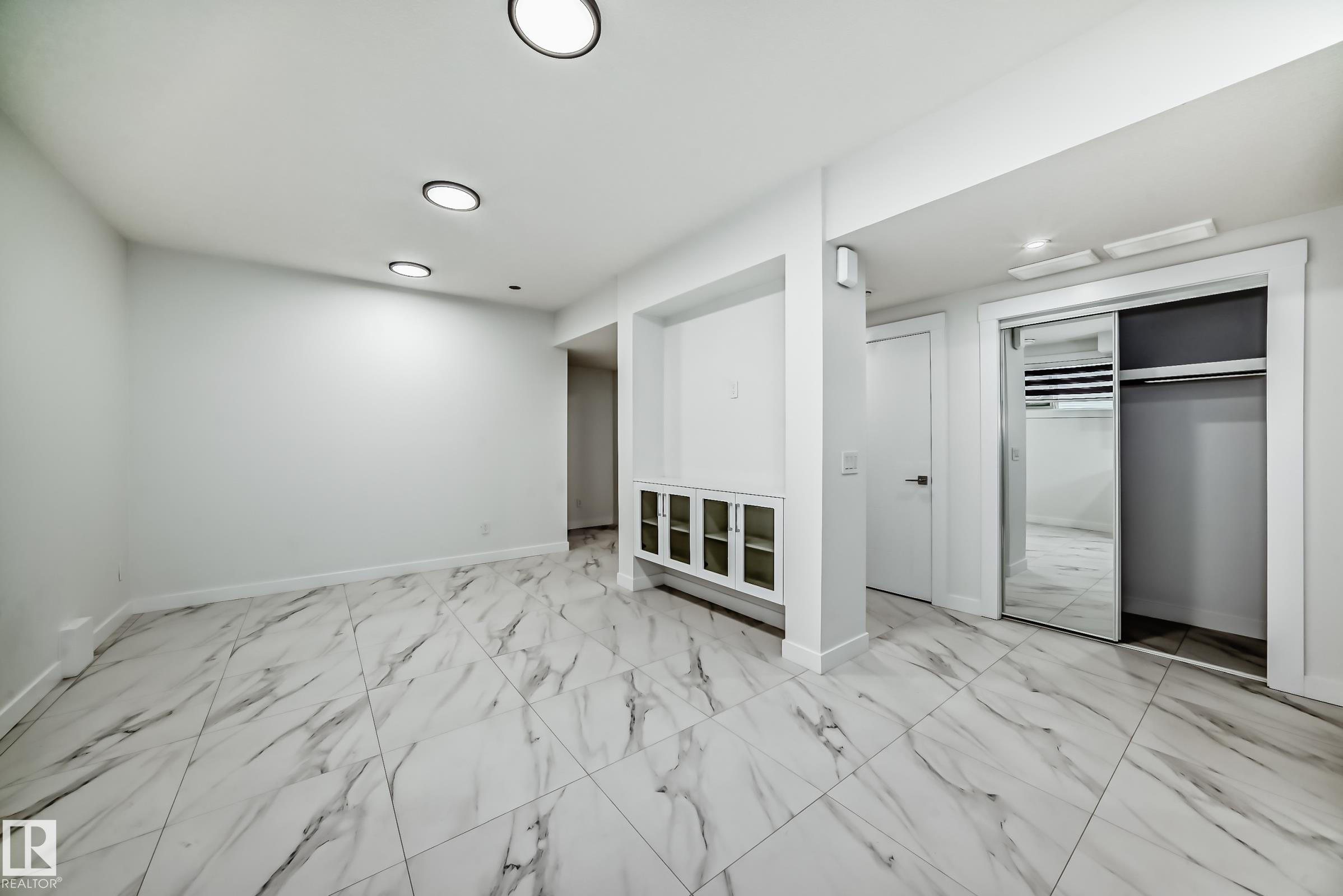 Photo 59 at 340 33 Avenue NW, Maple Crest, Edmonton