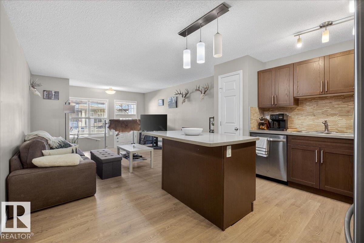 https://zimg.paragon.ice.com/ParagonImages/Property/PM/RAE/225401717/15/0/0/4ed1bade2083f1eecf0ee88ffaafff77/1/10d7d283de8eb2575e9c5c1866fa2517/225401717-CB5921D8-7541-4511-9681-D1812E7B2C46.JPG