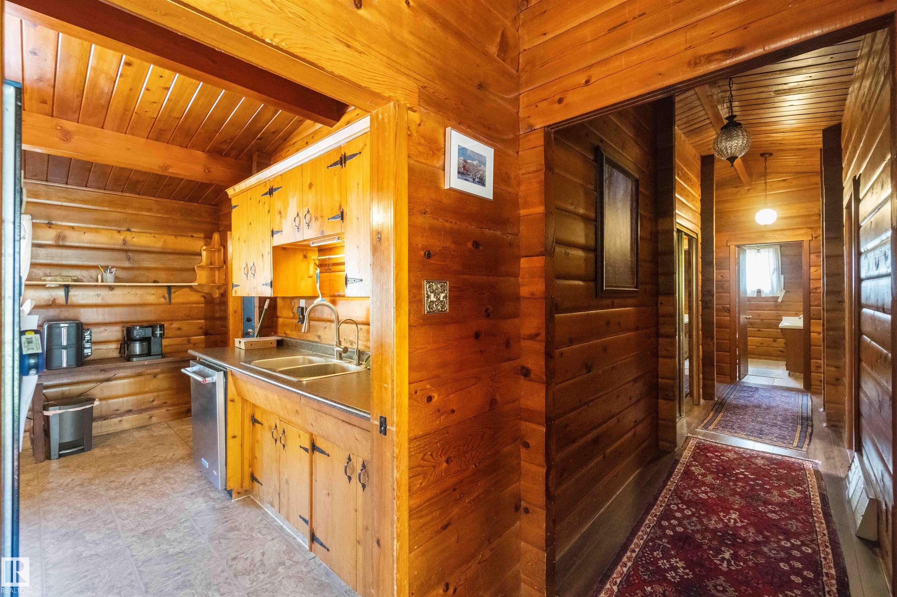 Photo 8 at 910 Hermitage Avenue, Spring Lake, Rural Parkland County