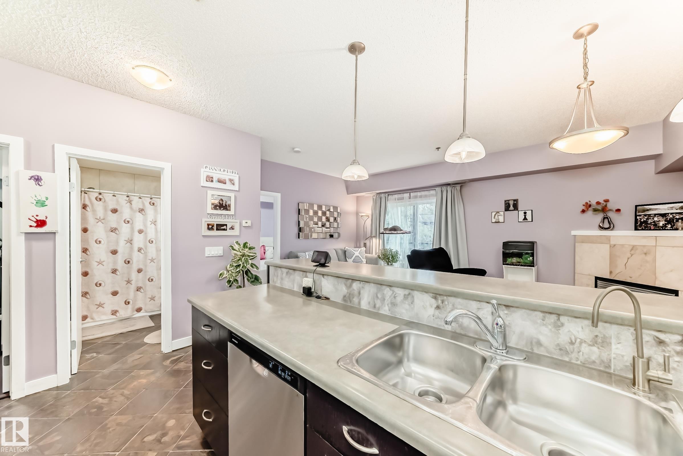 Photo 10 at 211 - 9750 94 Street NW, Cloverdale, Edmonton