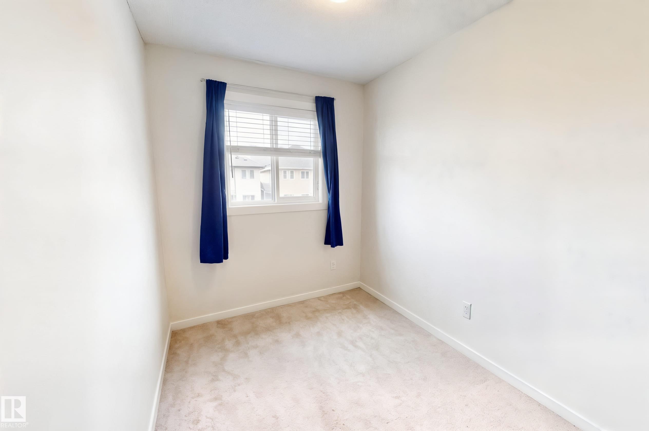 Photo 14 at 2093 Maple Road NW, Maple Crest, Edmonton