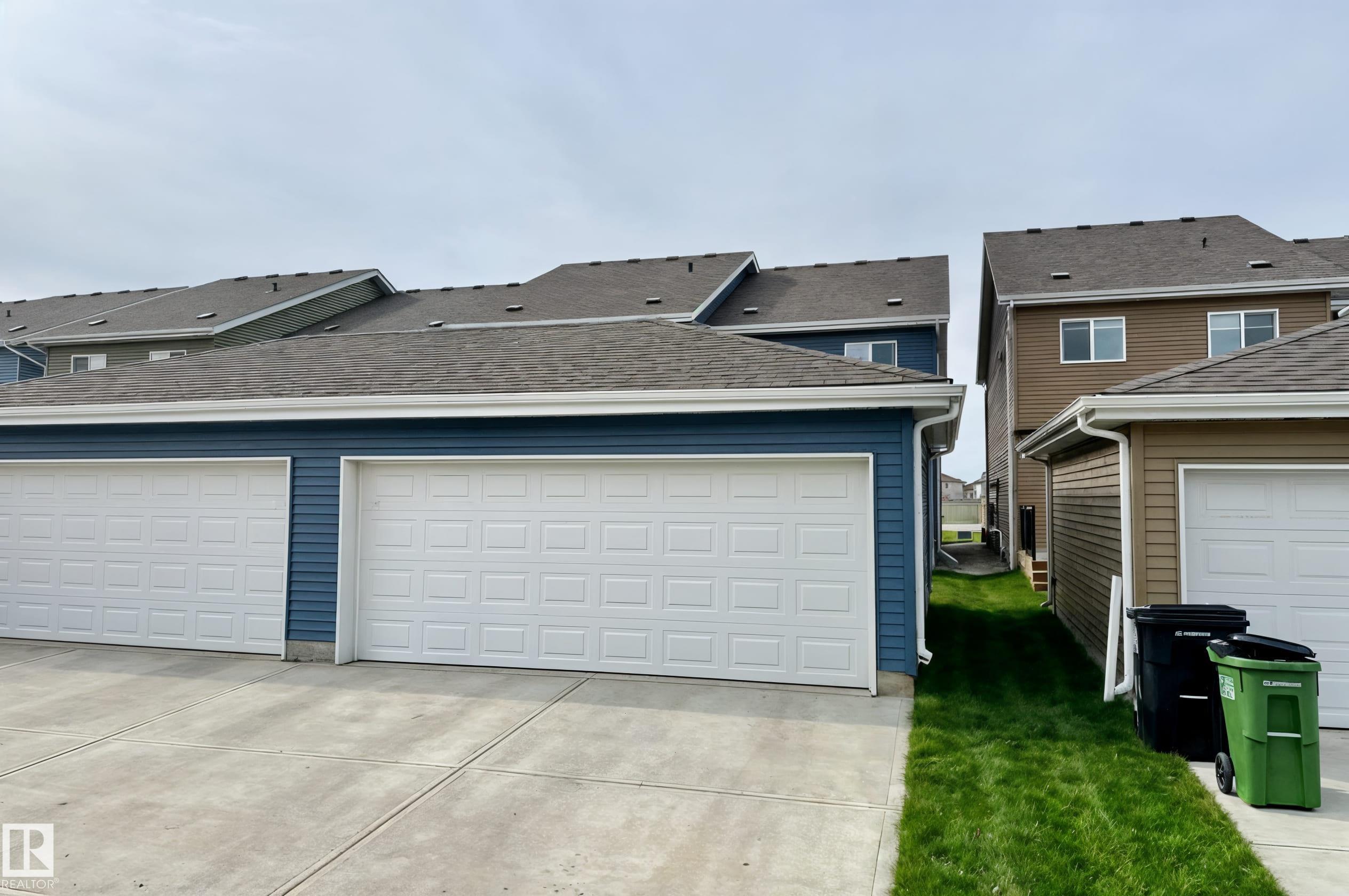 Photo 25 at 2093 Maple Road NW, Maple Crest, Edmonton