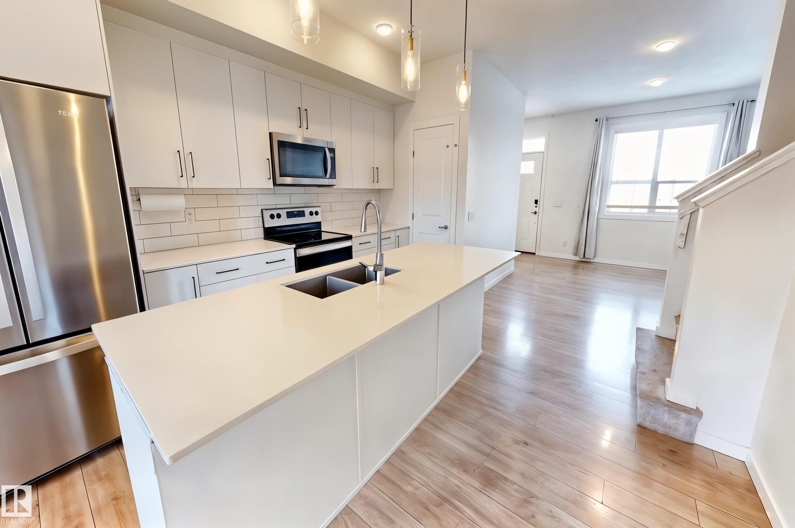 2093 Maple Road NW, Maple Crest, Edmonton