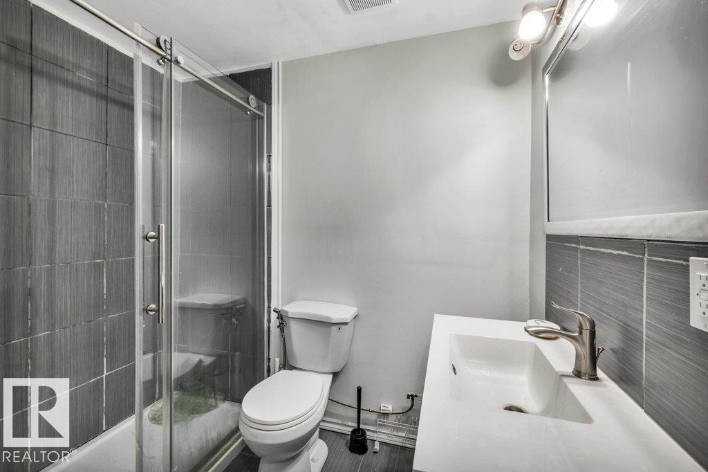 Photo 26 at 2813 18a Avenue NW, Laurel, Edmonton