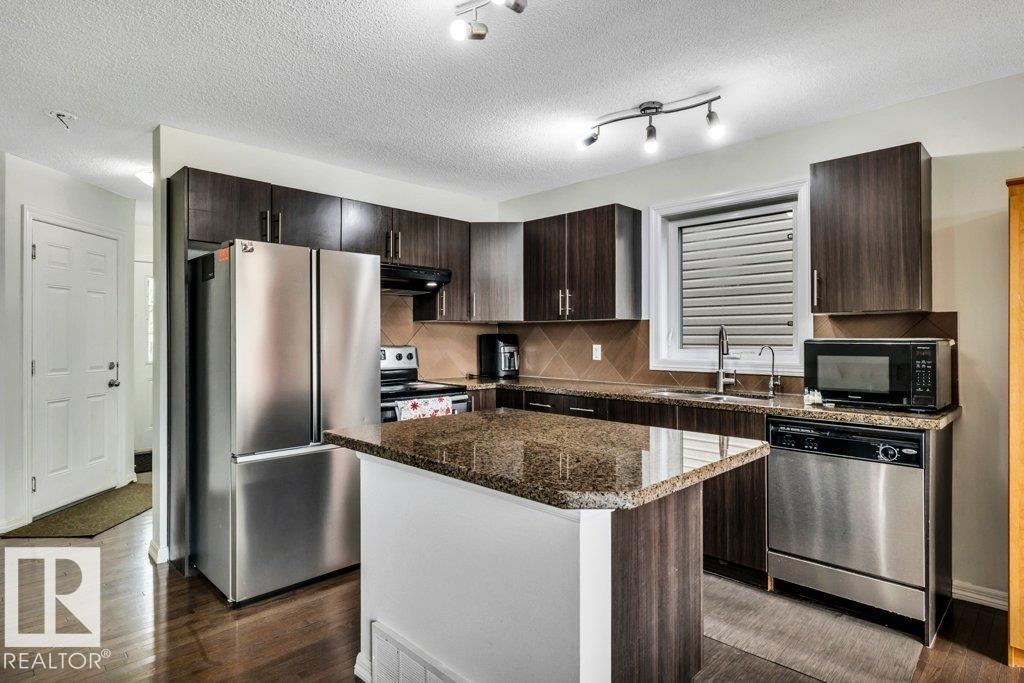 Photo 8 at 2813 18a Avenue NW, Laurel, Edmonton