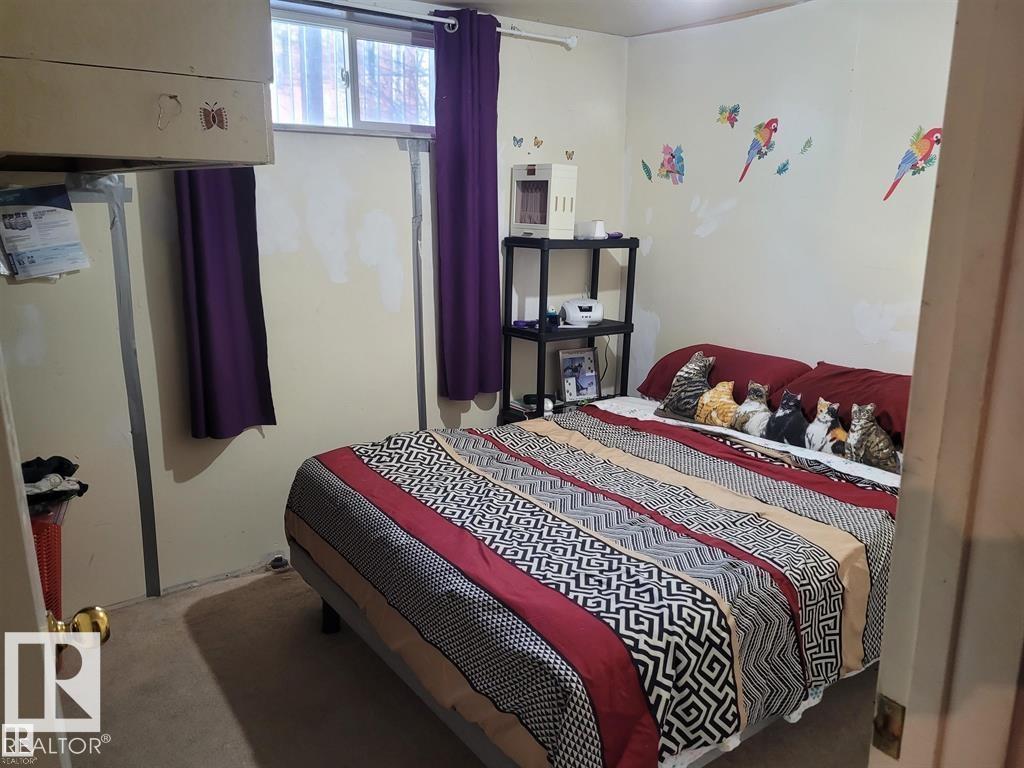 Photo 16 at 11616 152 Avenue NW, Caernarvon, Edmonton