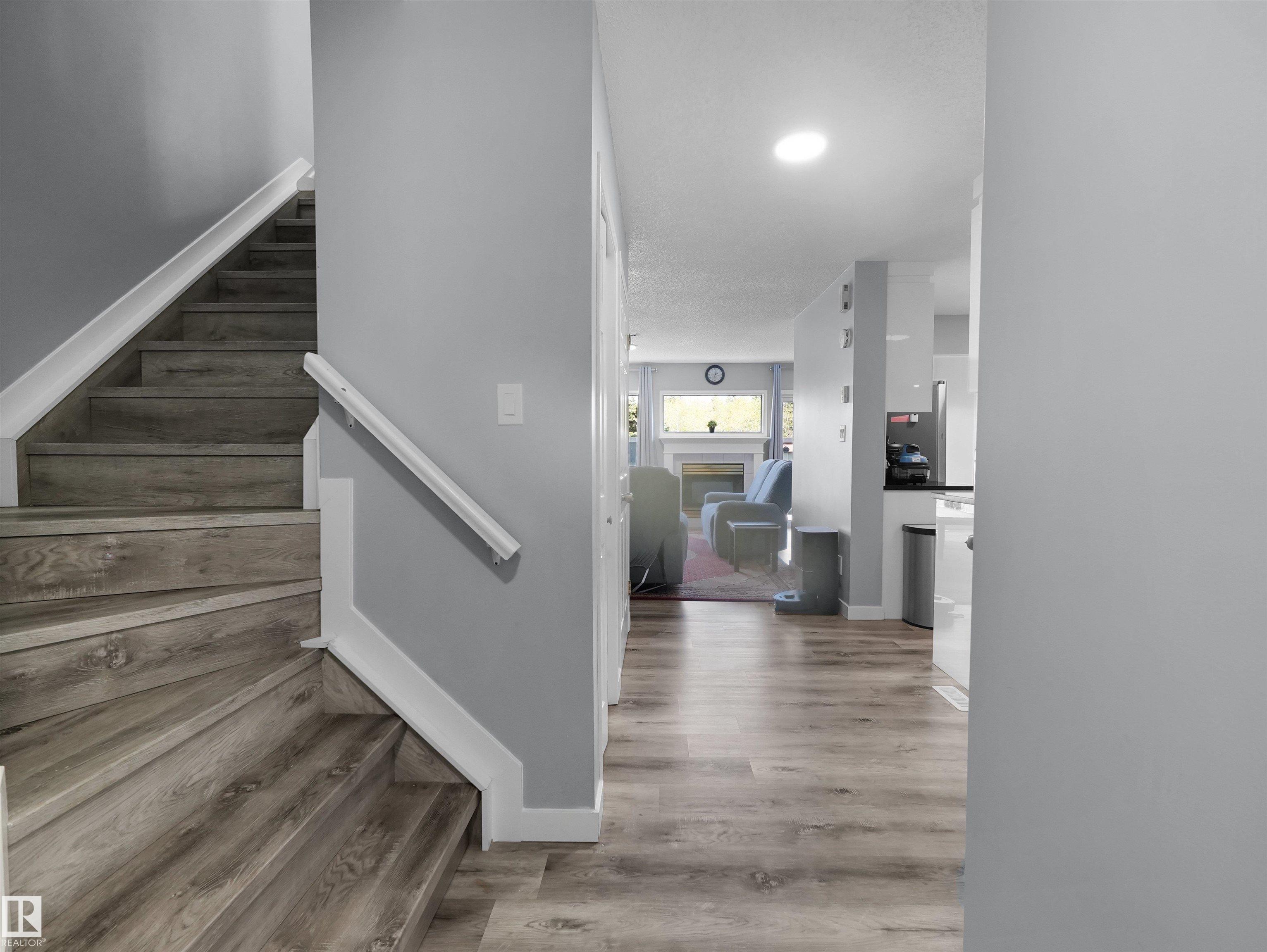 Picture for #25 501 YOUVILLE DR E NW