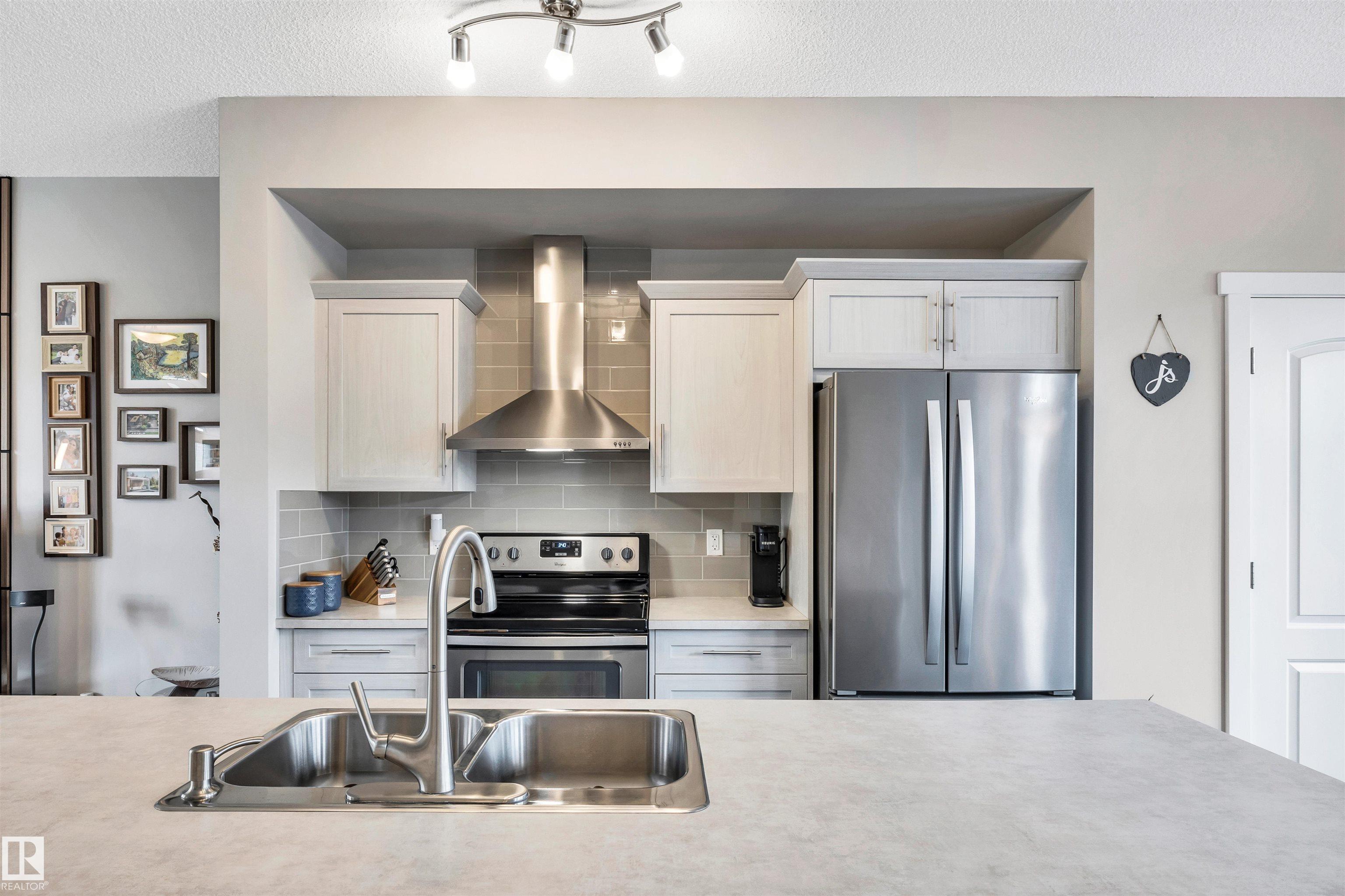 Photo 11 at 2565 Coughlan Road SW, Chappelle Area, Edmonton