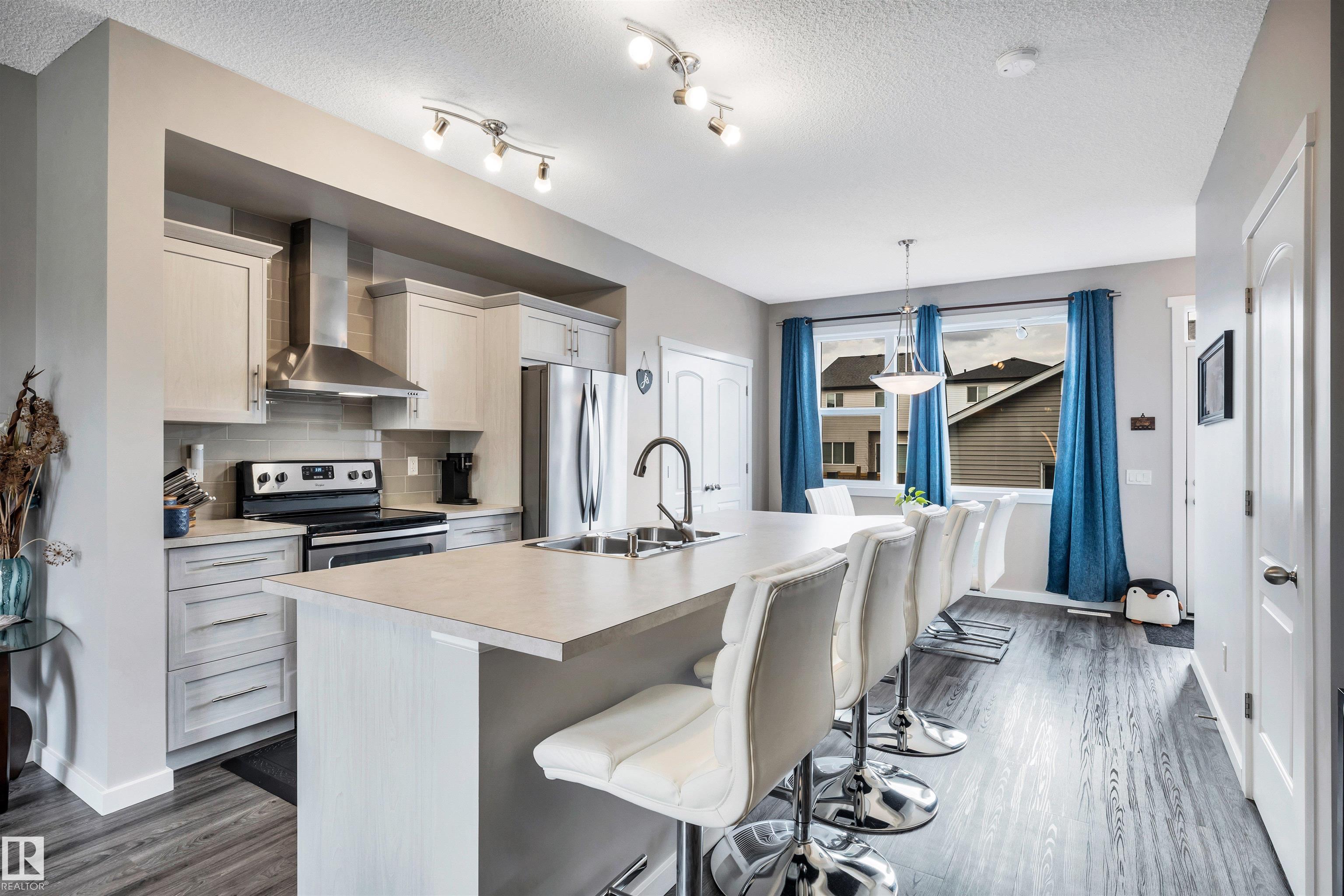 Photo 10 at 2565 Coughlan Road SW, Chappelle Area, Edmonton