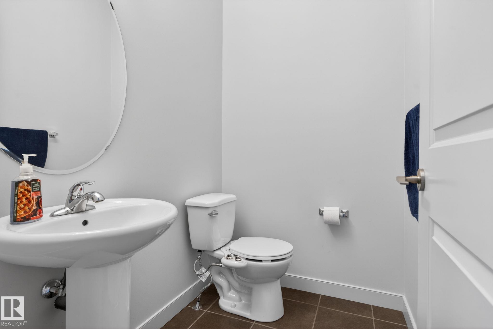 https://zimg.paragon.ice.com/ParagonImages/Property/PM/RAE/225401744/10/0/0/0619d6bb19ded0e63e50584abe483032/1/fffb74ee2dd235bdd9780e6057276097/225401744-8483de05-f2ef-4406-9637-31bd842851a0.JPG