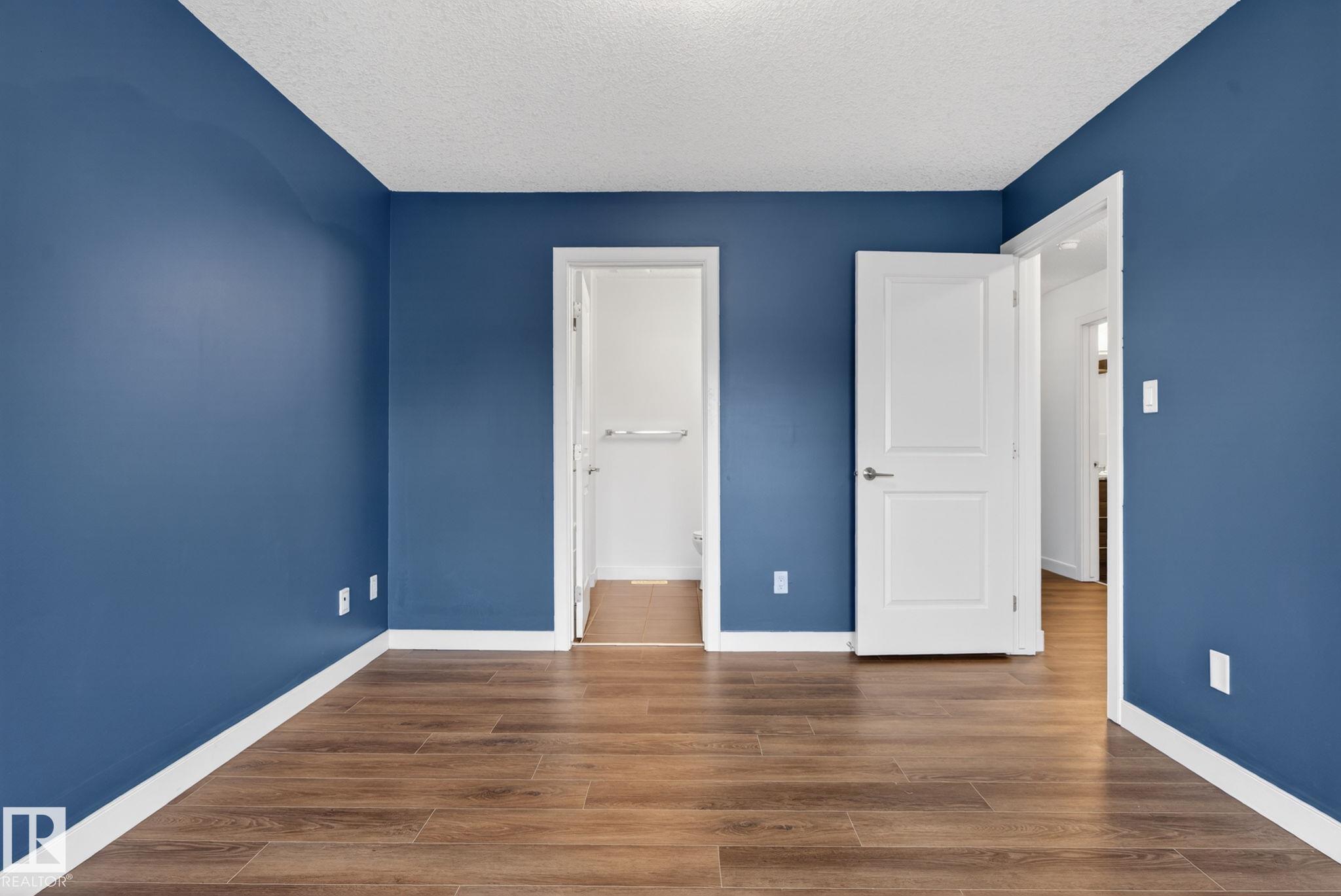 https://zimg.paragon.ice.com/ParagonImages/Property/PM/RAE/225401744/26/0/0/ea0a09941c0b83b888dd4c785d862faa/1/fffb74ee2dd235bdd9780e6057276097/225401744-1205fa7f-db80-4e3f-a64a-a611bf04054b.JPG