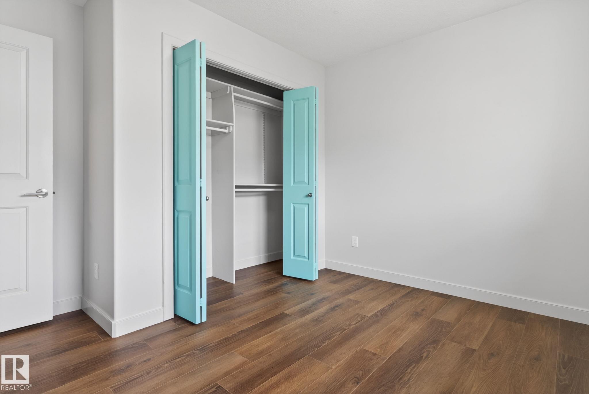 https://zimg.paragon.ice.com/ParagonImages/Property/PM/RAE/225401744/38/0/0/04cd28effbeb88a731f6027cad834055/1/fffb74ee2dd235bdd9780e6057276097/225401744-8d9766be-ab3e-409c-851c-ee820fbae211.JPG