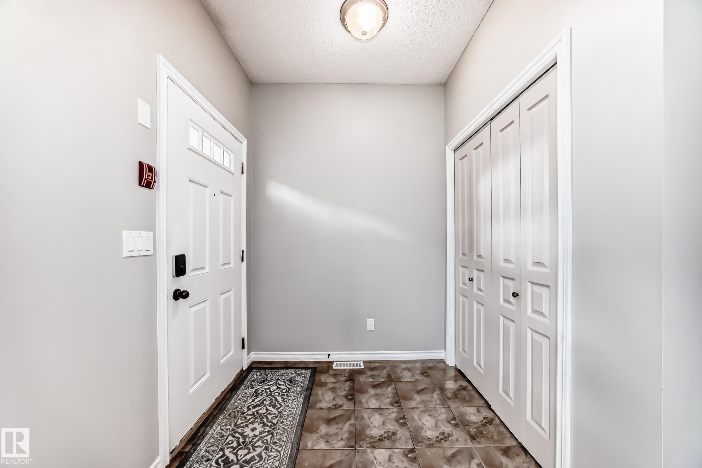 105 - 13825 155 Avenue NW, Carlton, Edmonton