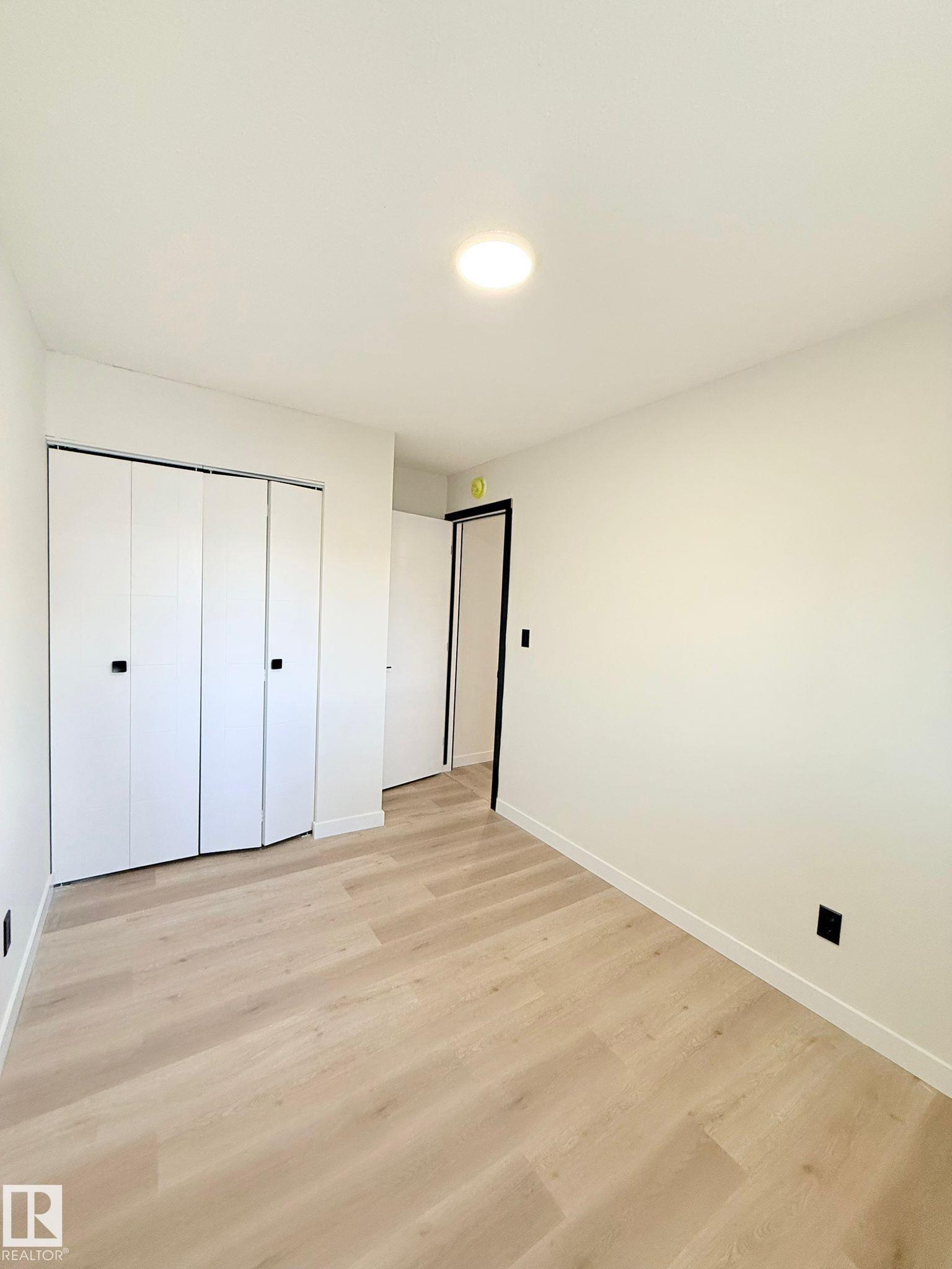 Photo 15 at 11628 151 Avenue NW, Caernarvon, Edmonton