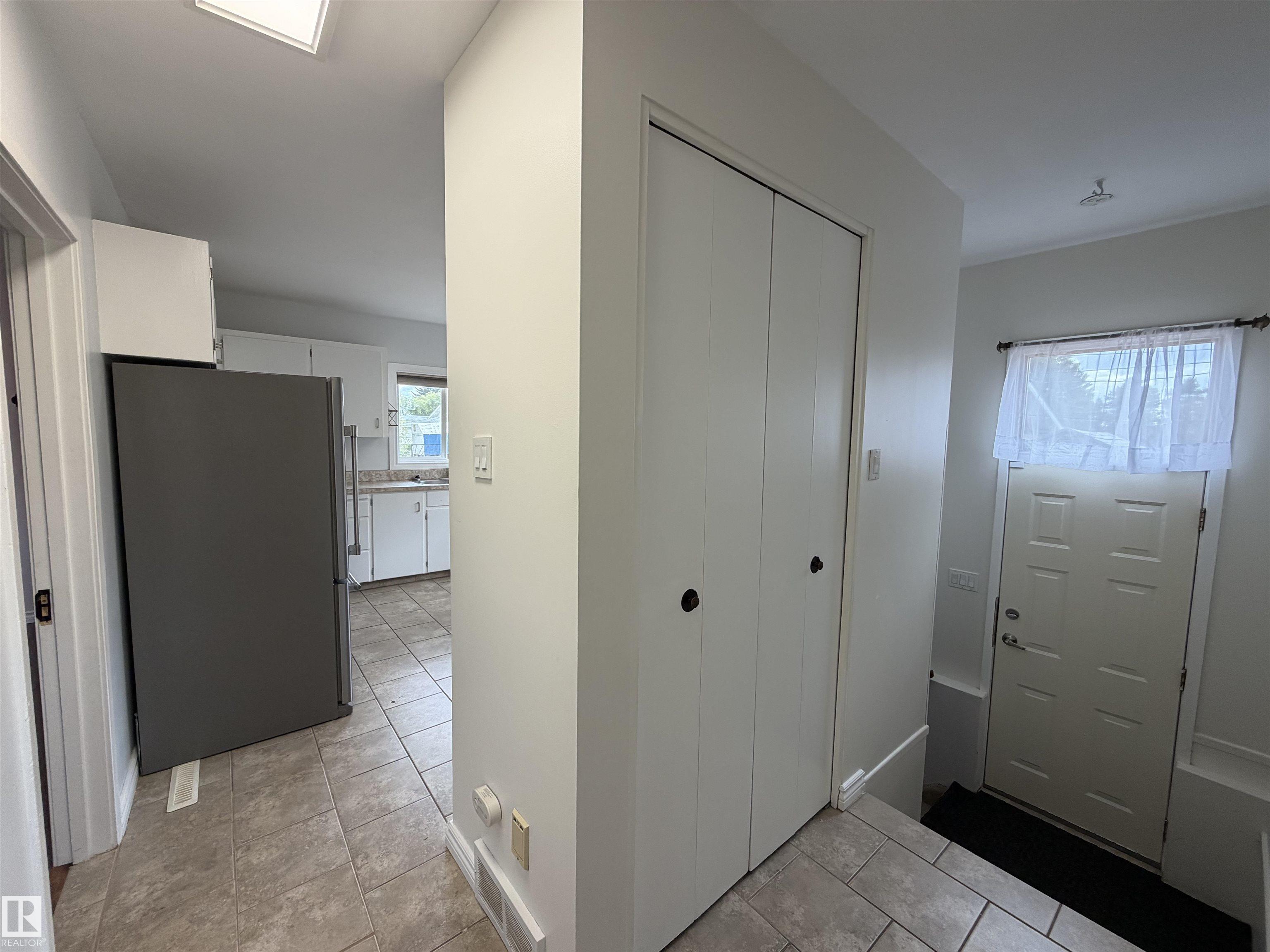 Photo 14 at 13413 59 Street NW, Belvedere, Edmonton