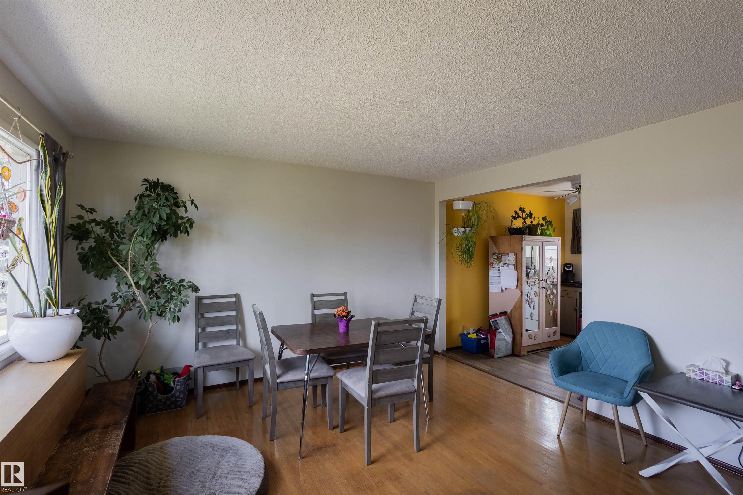 5931 138 Avenue NW, York, Edmonton