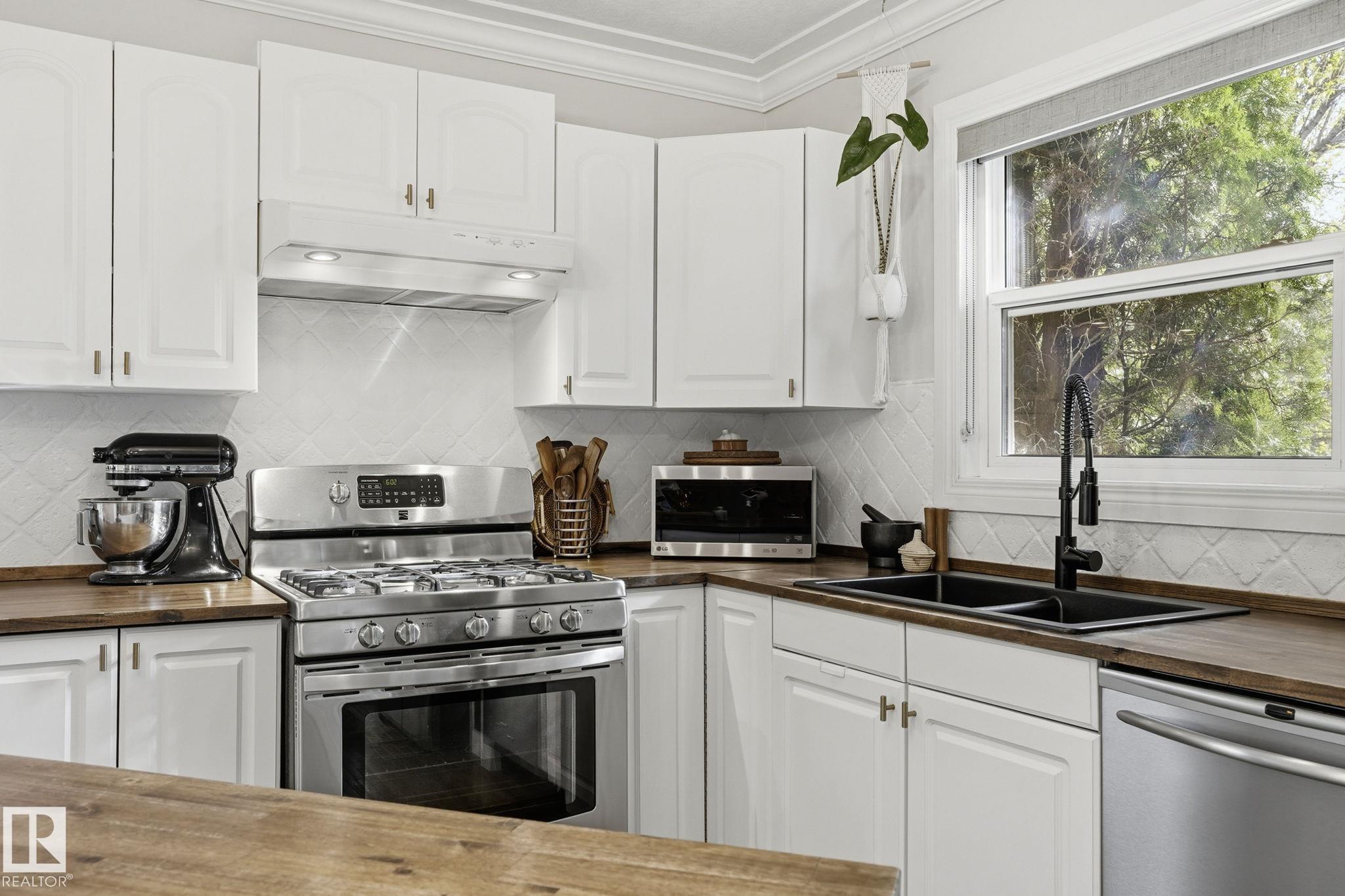 Photo 12 at 4 Langley Drive, Old Fort Saskatchewan, Fort Saskatchewan