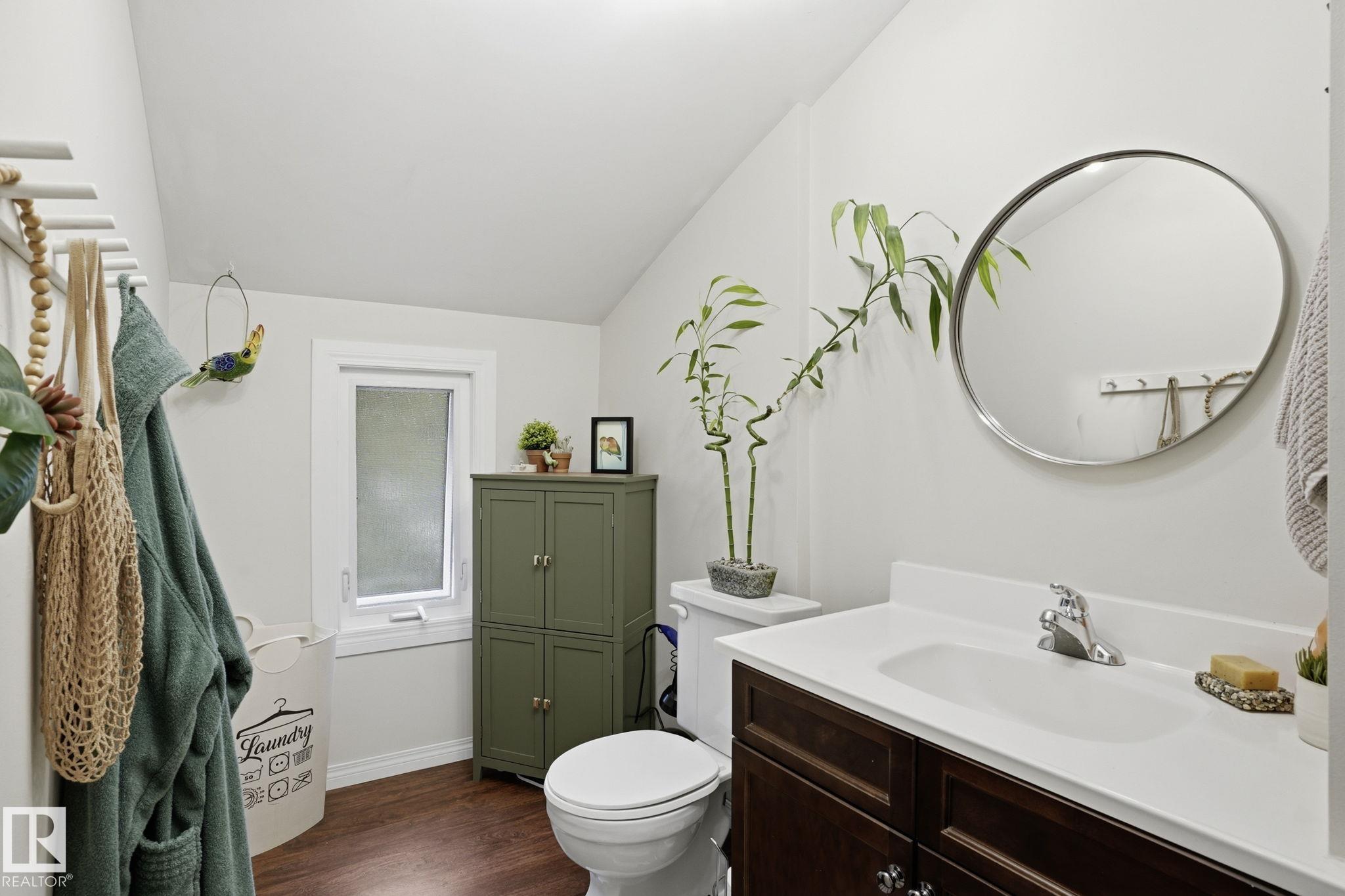 Photo 20 at 4 Langley Drive, Old Fort Saskatchewan, Fort Saskatchewan