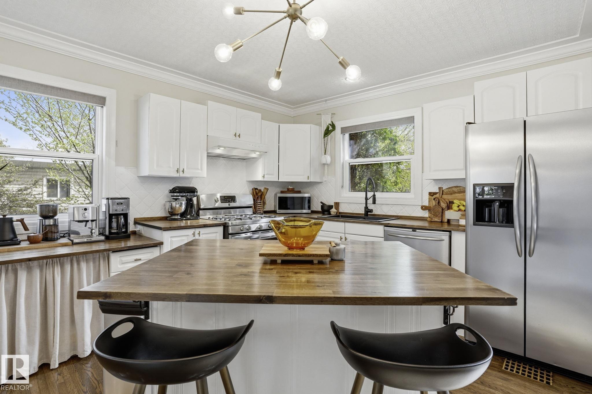 Photo 9 at 4 Langley Drive, Old Fort Saskatchewan, Fort Saskatchewan