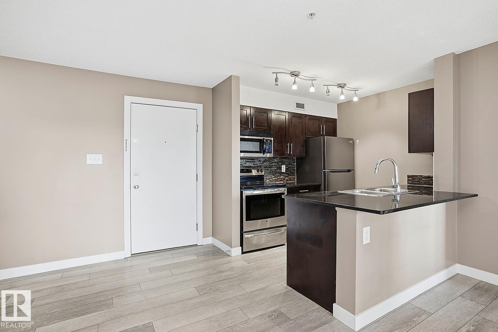 109 - 11803 22 Avenue SW, Heritage Valley Town Centre Area, Edmonton