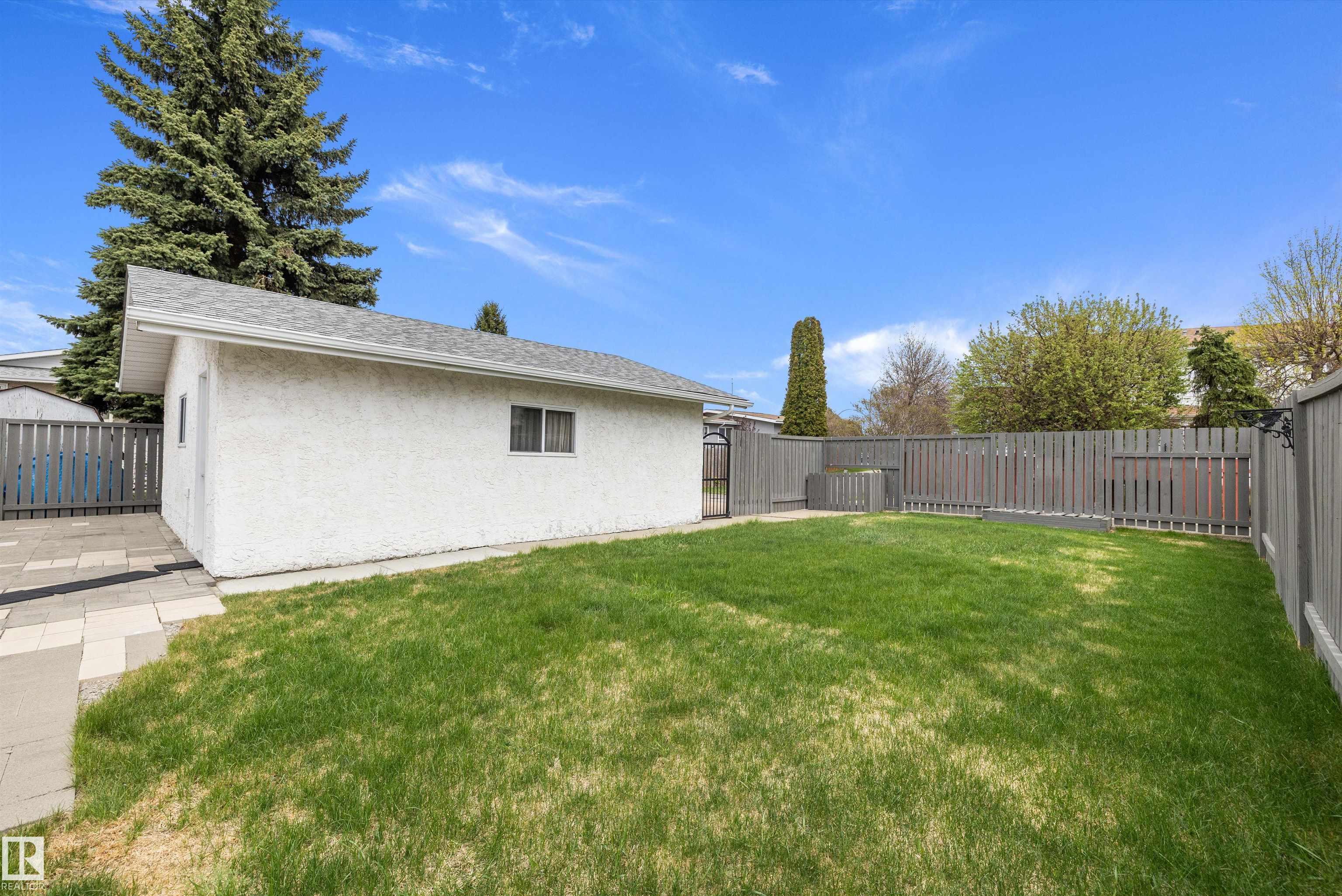 Photo 37 at 16307 111 Street NW, Lorelei, Edmonton