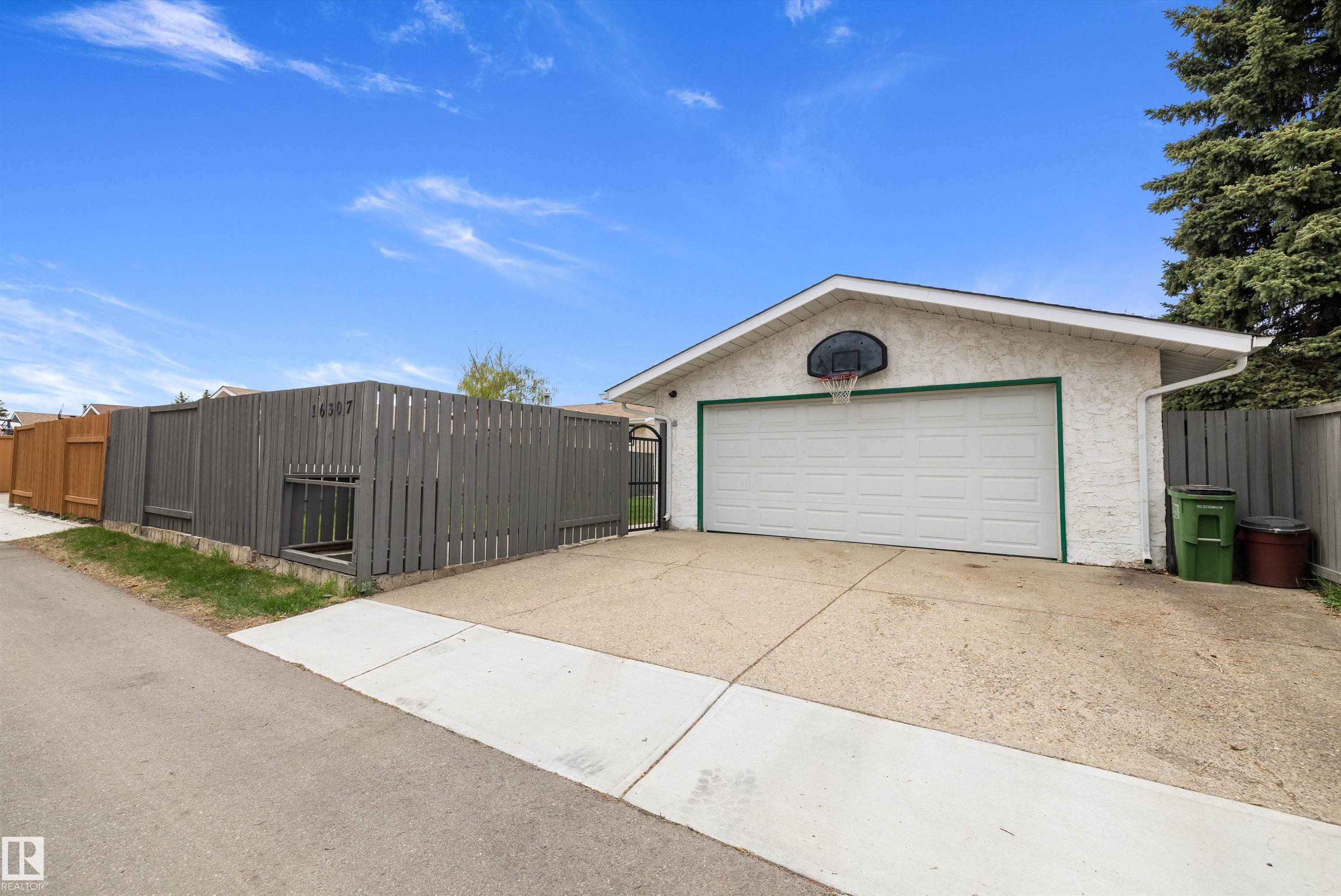 Photo 41 at 16307 111 Street NW, Lorelei, Edmonton