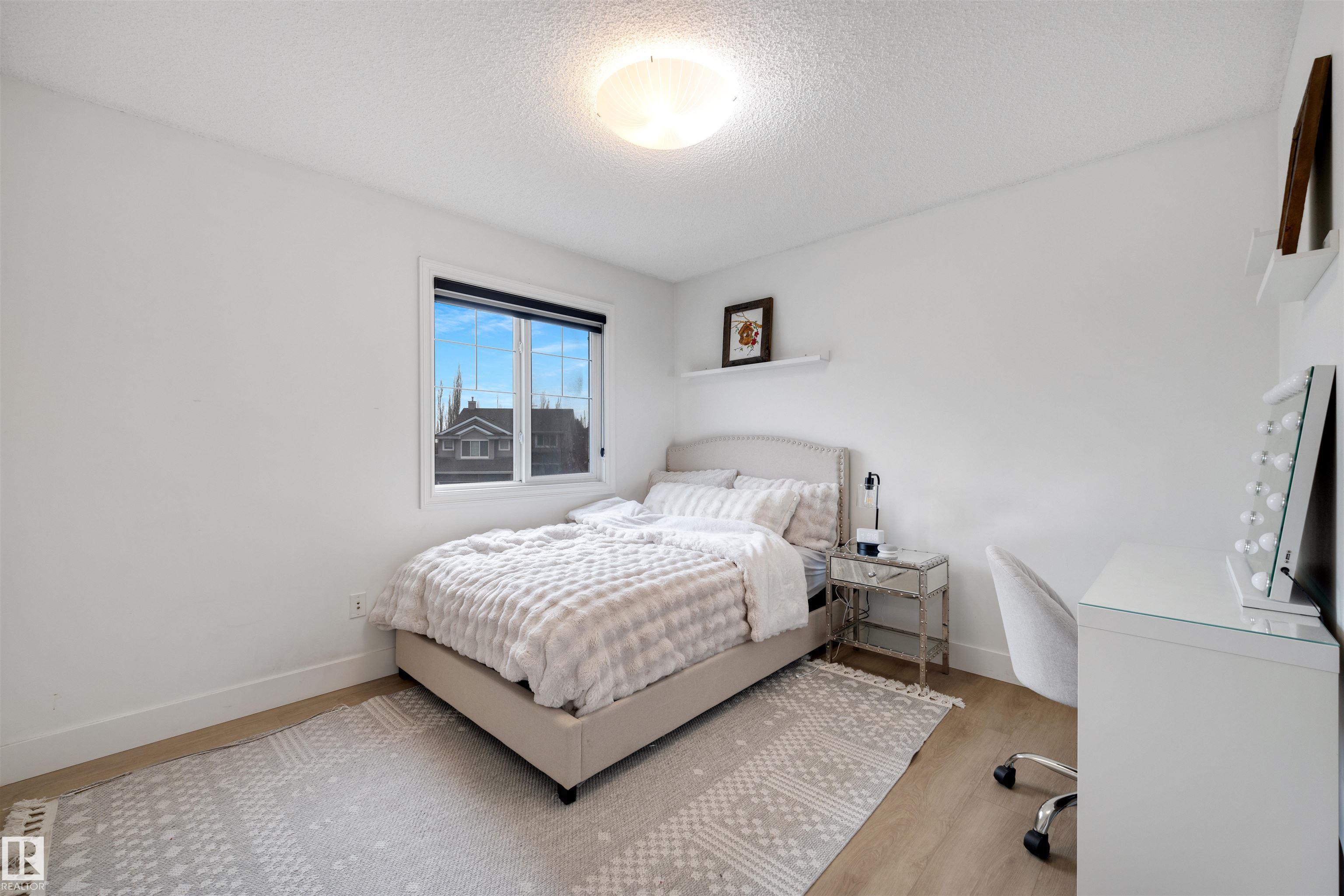 https://zimg.paragon.ice.com/ParagonImages/Property/PM/RAE/225401769/33/0/0/aa877d58cf404801a6b9903f5d11050d/1/56523fb7f7c9c7e3b215123ed3709ffb/225401769-E1A2A2FE-B478-4A34-8E34-B6E5B2334904.JPG