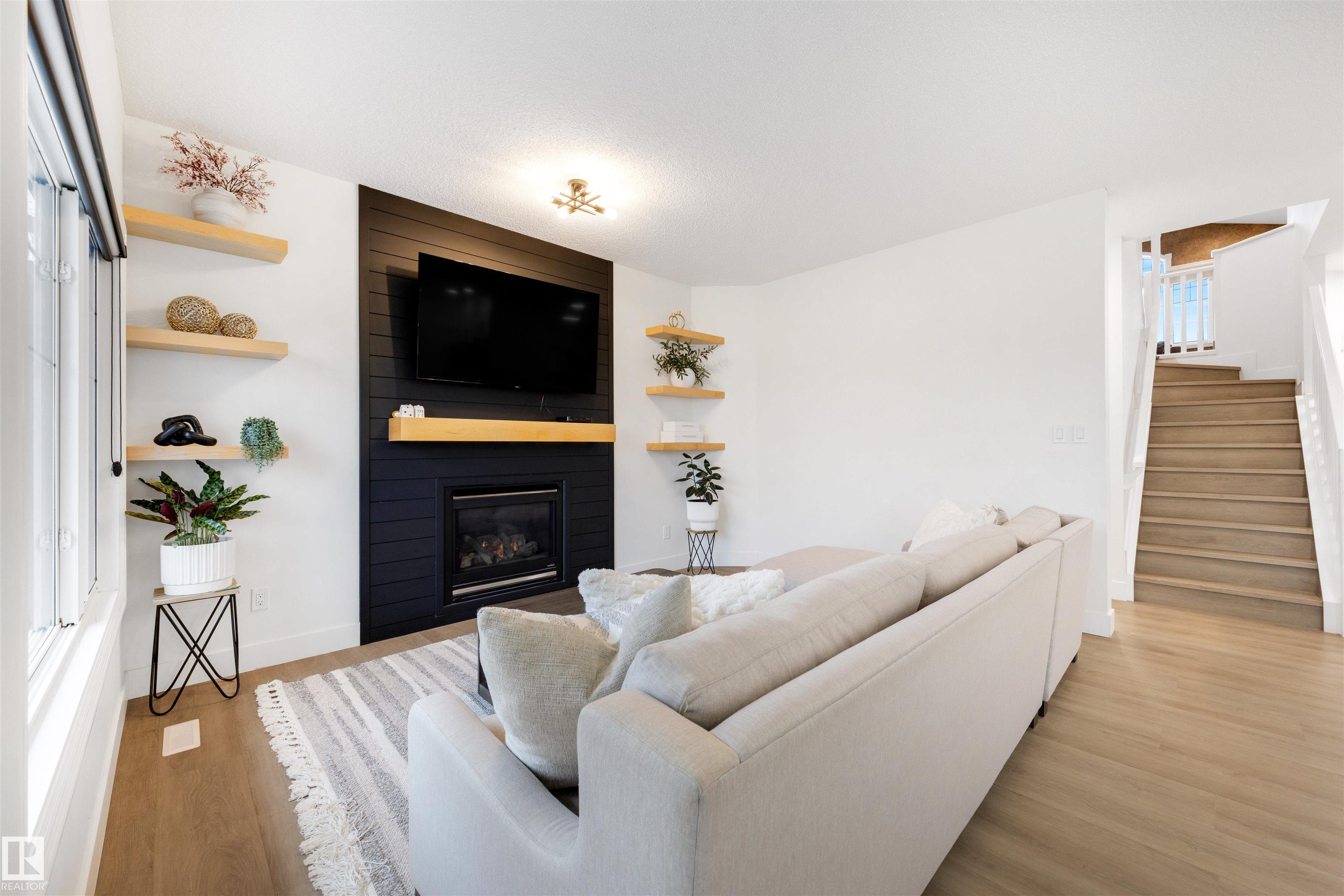 https://zimg.paragon.ice.com/ParagonImages/Property/PM/RAE/225401769/6/0/0/ab7b4562477983f03417647af0bc49d4/1/56523fb7f7c9c7e3b215123ed3709ffb/225401769-770AC02E-7167-4C4D-8576-7C5309737CCC.JPG