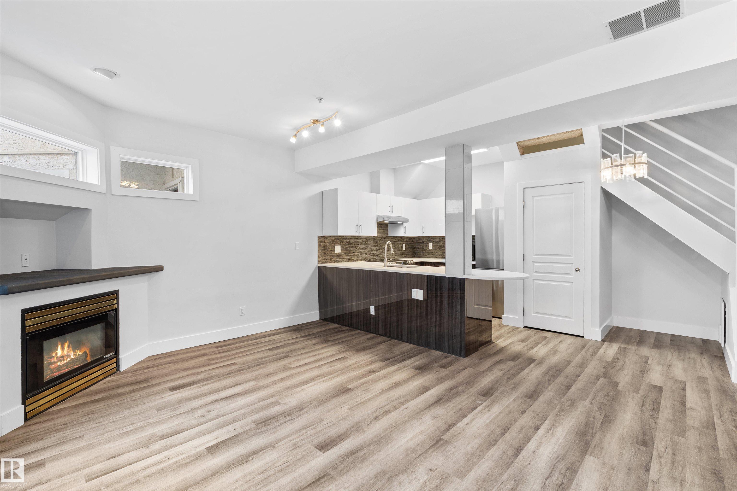 205 - 10939 82 Avenue NW, Garneau, Edmonton