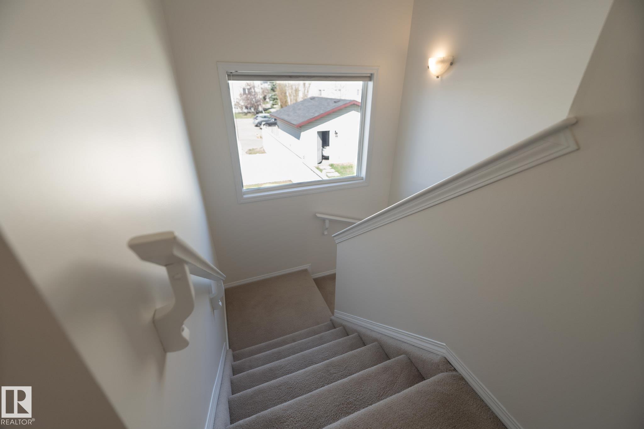 Photo 24 at 2928 25 Street NW, Silver Berry, Edmonton