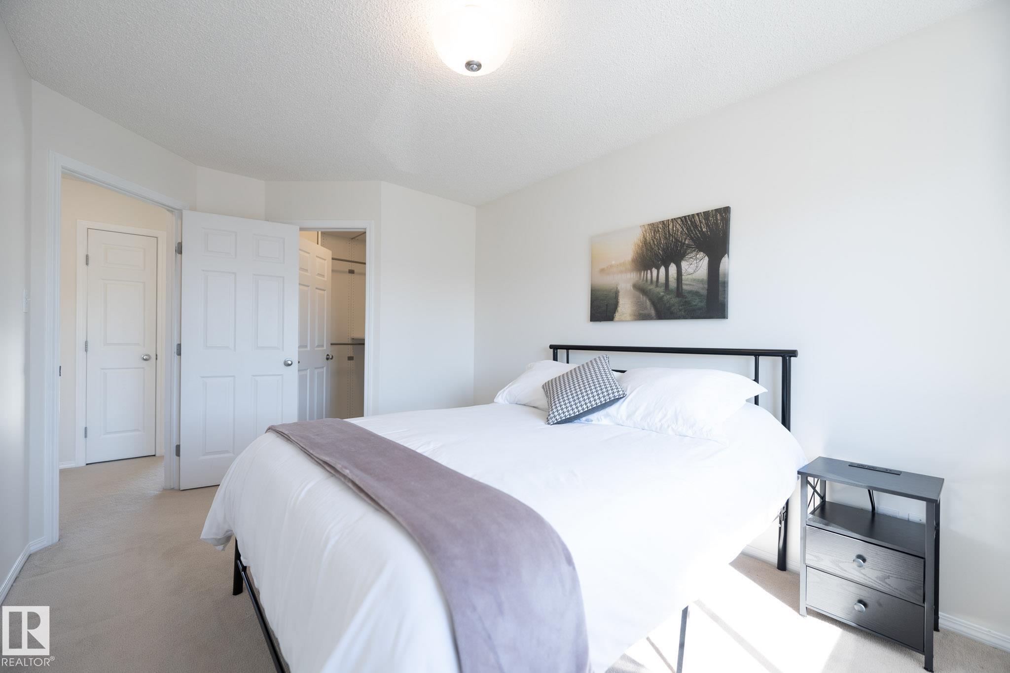 Photo 32 at 2928 25 Street NW, Silver Berry, Edmonton