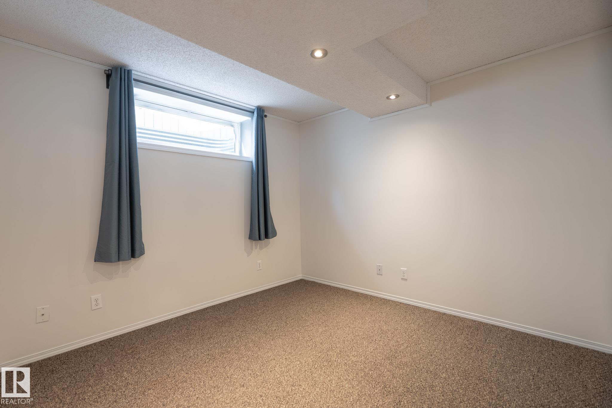 Photo 47 at 2928 25 Street NW, Silver Berry, Edmonton