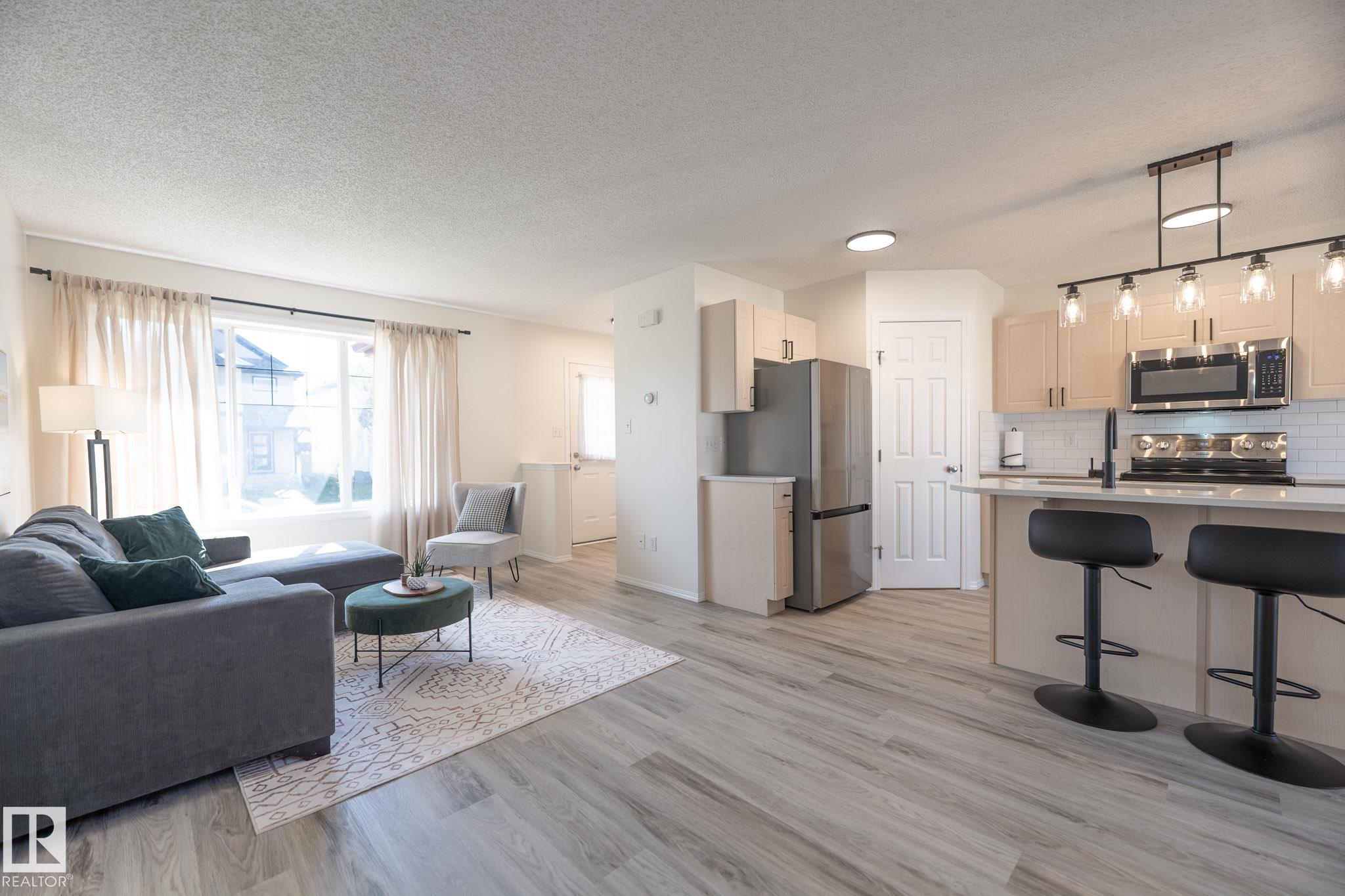 Photo 6 at 2928 25 Street NW, Silver Berry, Edmonton