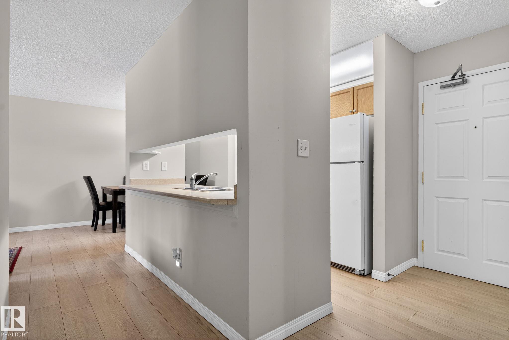 129 - 4210 139 Avenue NW, Clareview Town Centre, Edmonton