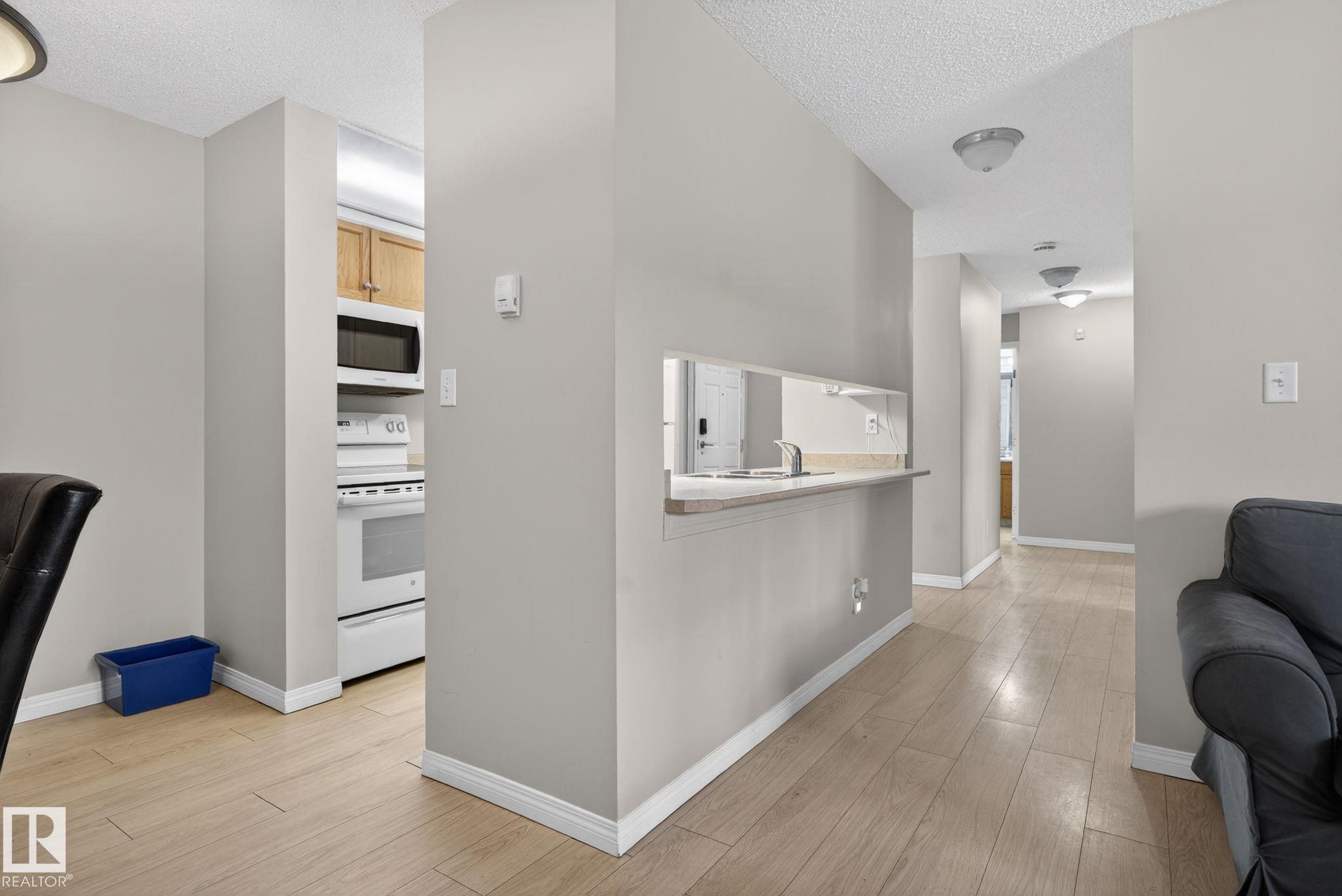 129 - 4210 139 Avenue NW, Clareview Town Centre, Edmonton