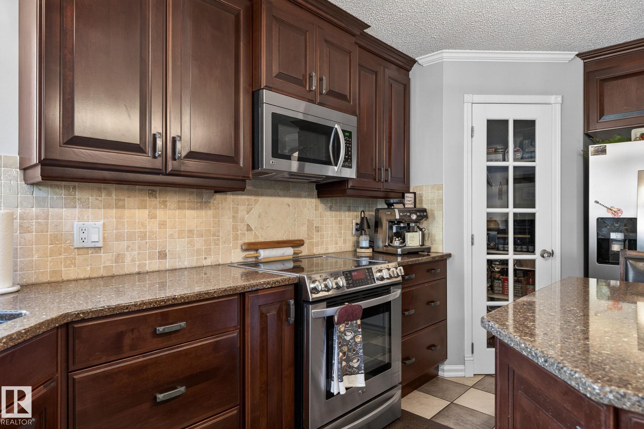 Photo 14 at 4830 188 Street NW, Jamieson Place, Edmonton