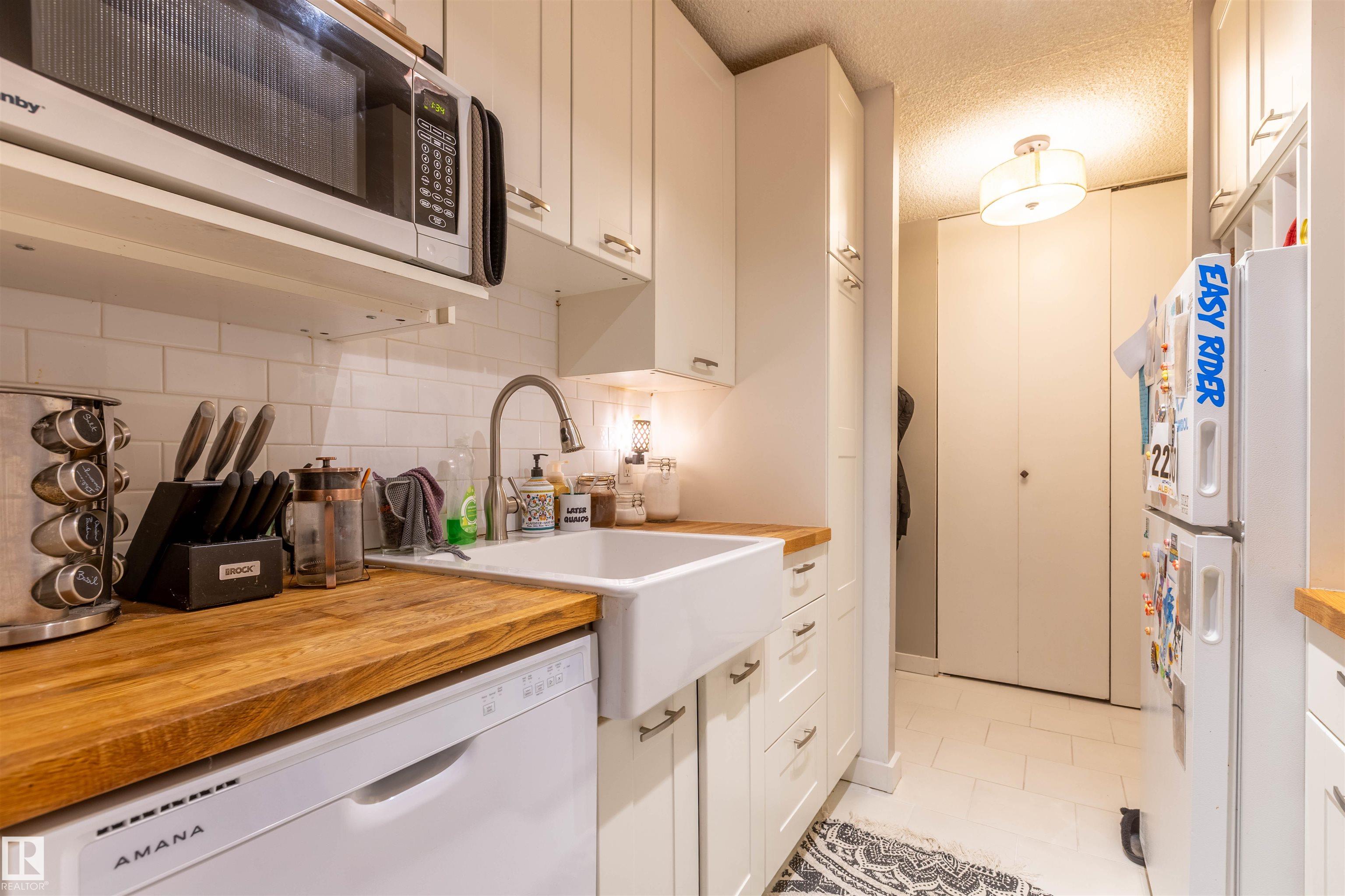 Photo 16 at 708 - 13910 Stony Plain Road NW, Glenora, Edmonton