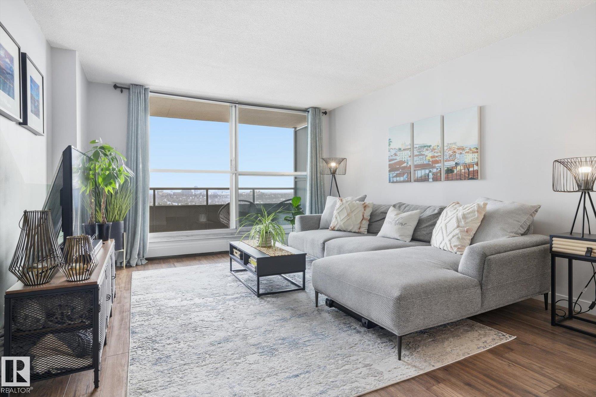 1513 - 13910 Stony Plain Road NW, Glenora, Edmonton