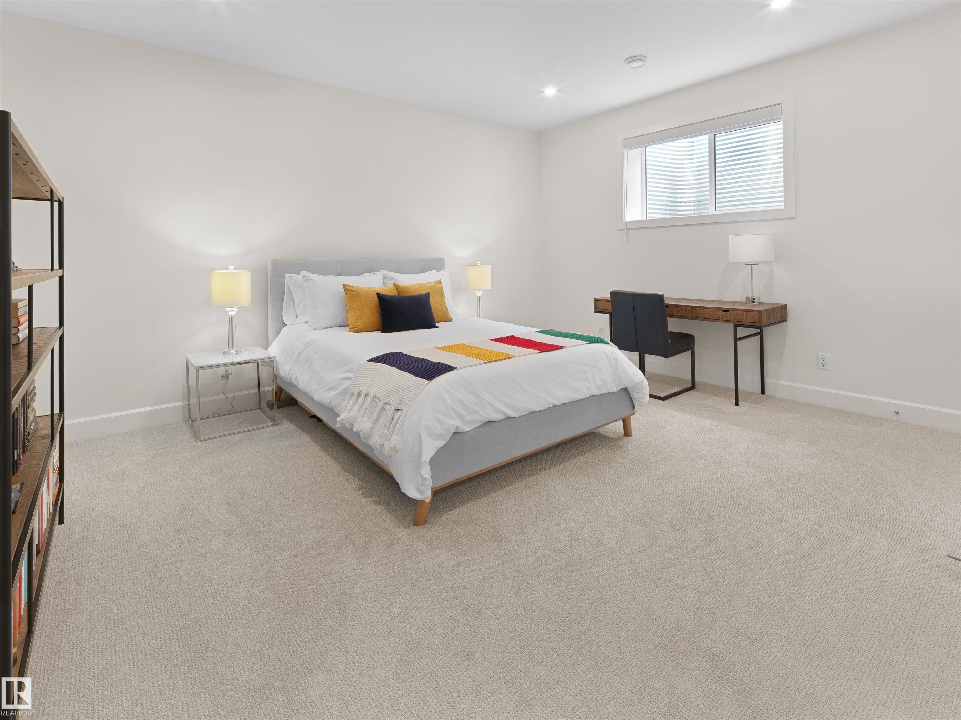 https://zimg.paragon.ice.com/ParagonImages/Property/PM/RAE/225401782/29/0/0/d1f7f5207cf1b83f9dcb3114a314d0e9/1/20f8c6287b4c949f16d578e79732a3e8/225401782-ee52ea2b-bd62-464f-bba4-33ce60e3b659.JPG