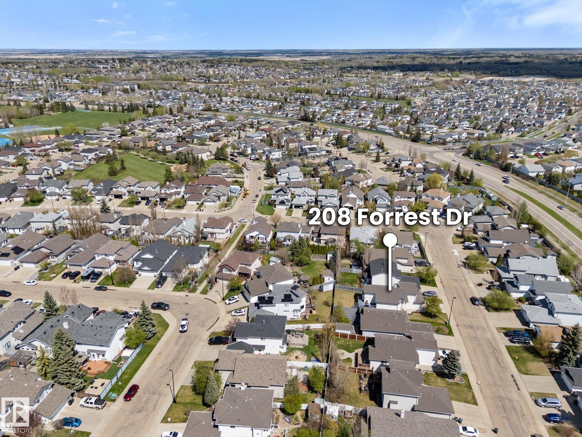 208 Forrest Drive, Forrest Greens, Sherwood Park