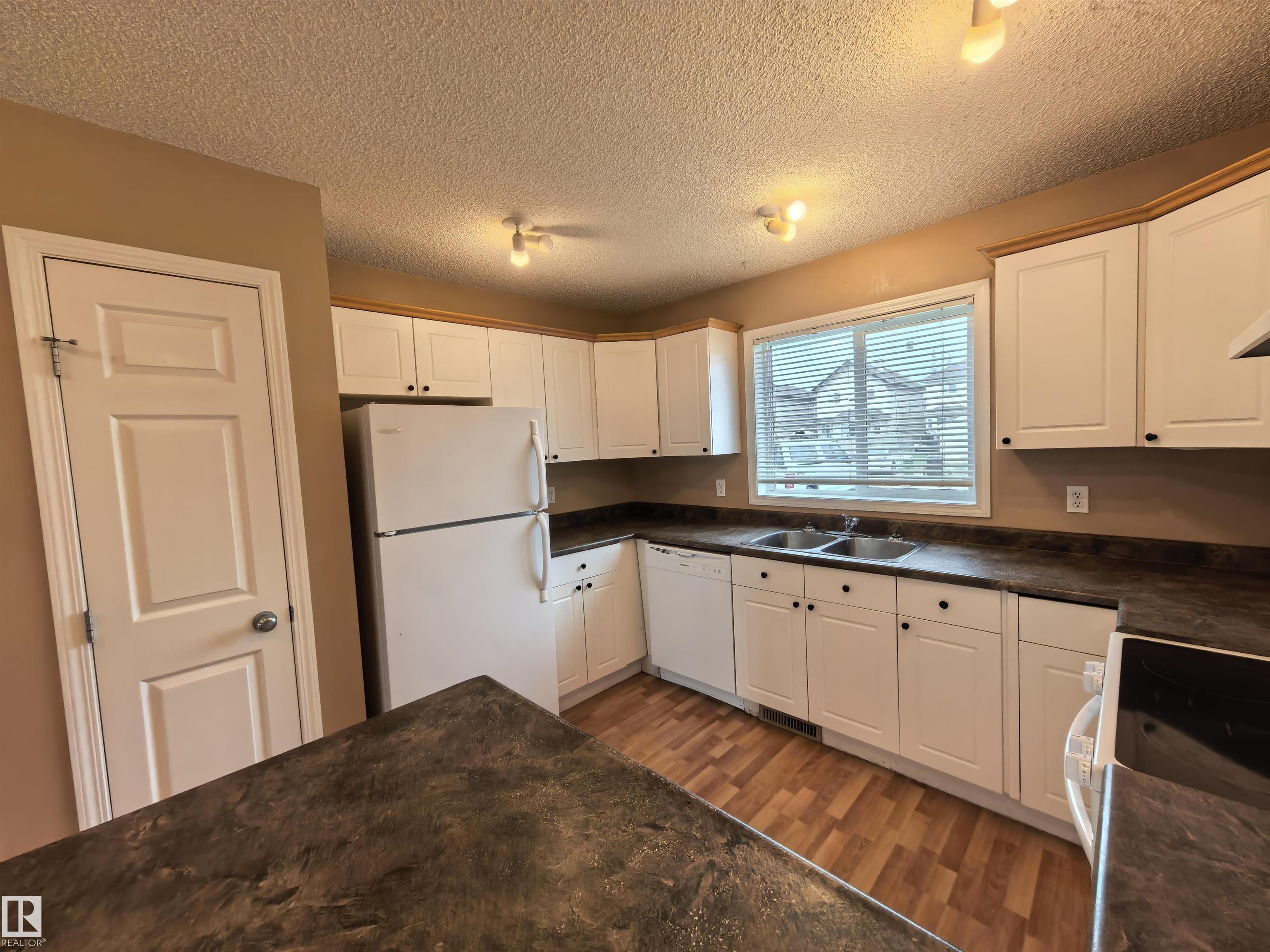 Photo 11 at 383 Silverberry Road NW, Silver Berry, Edmonton