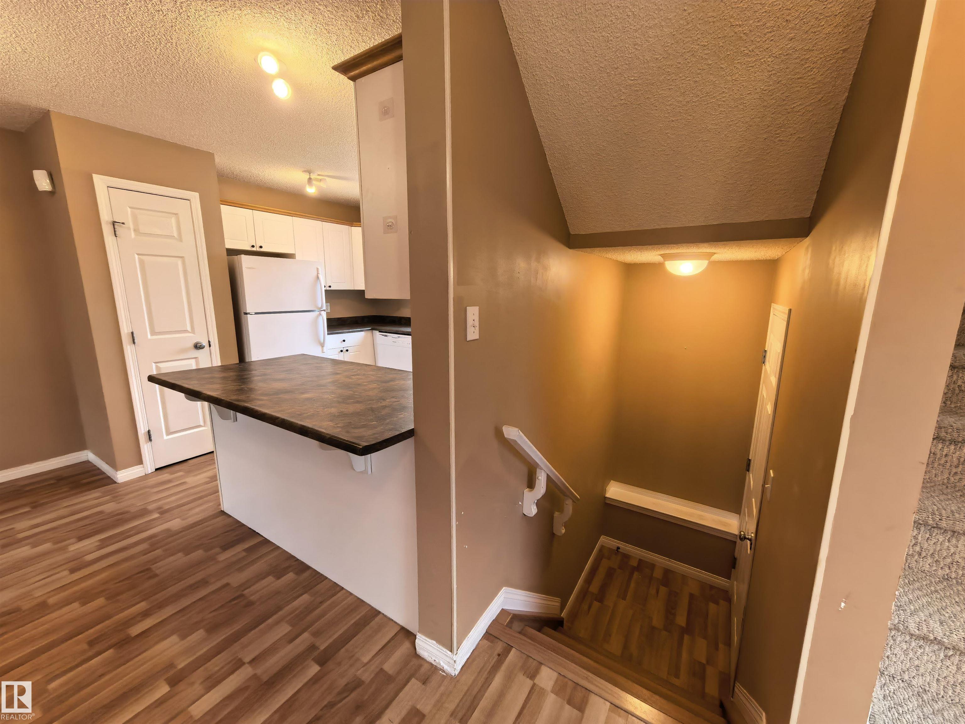 Photo 18 at 383 Silverberry Road NW, Silver Berry, Edmonton